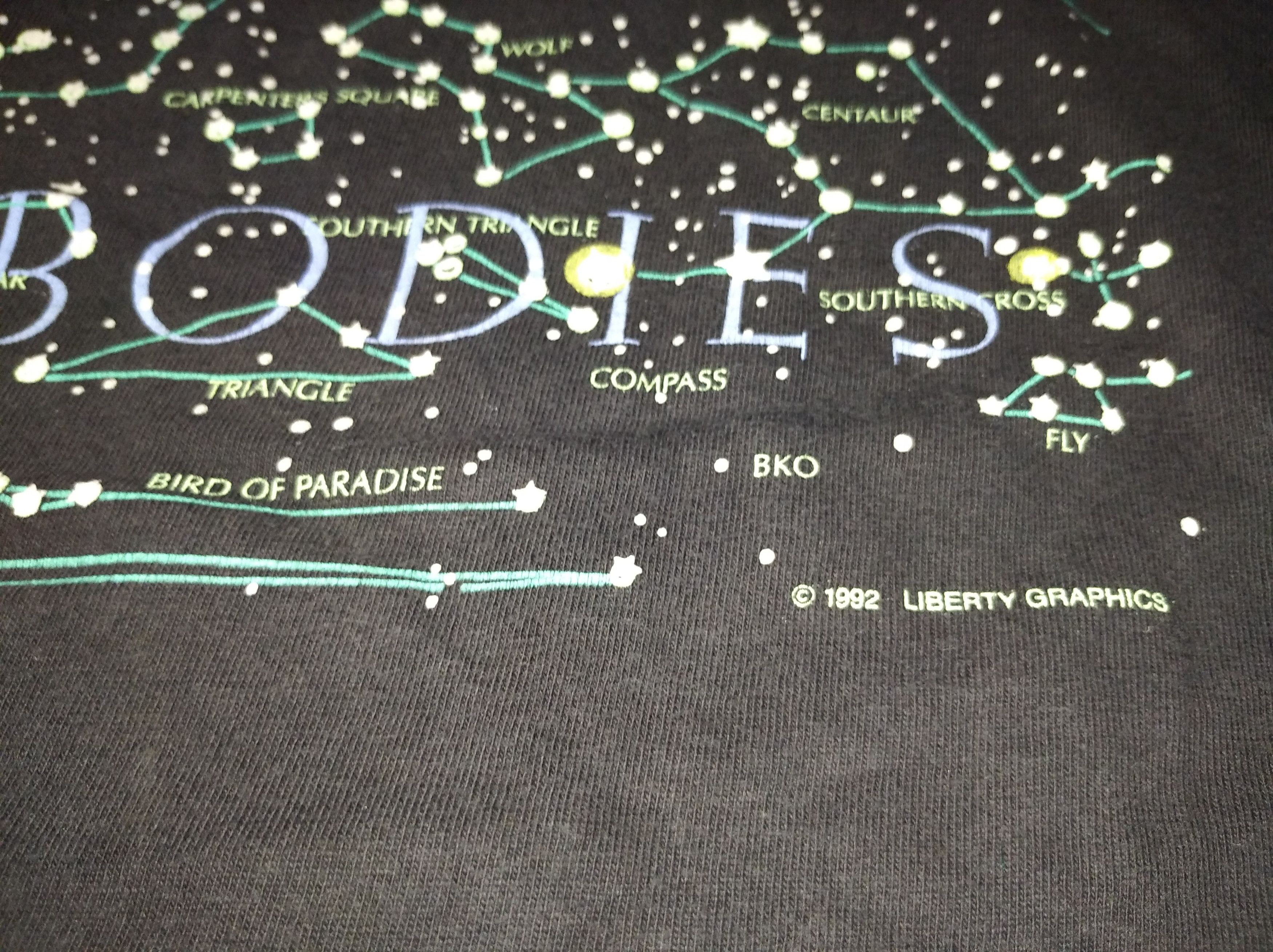 Arts & Science × Hanes × Vintage Vintage 1992 librety grapics heavenly bodies tshirt M L rade Size US L / EU 52-54 / 3 - 5 Thumbnail