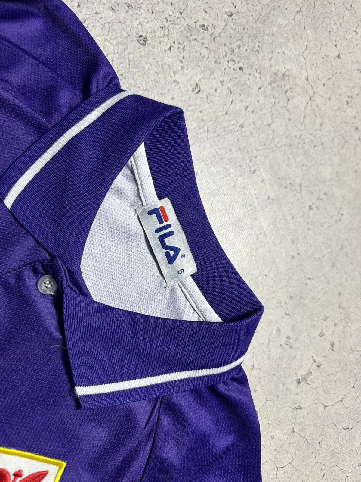 Fila Fila FC Fiorentina Rui Costa #10 1999/2000 Soccer Jersey Size US S / EU 44-46 / 1 - 8 Thumbnail