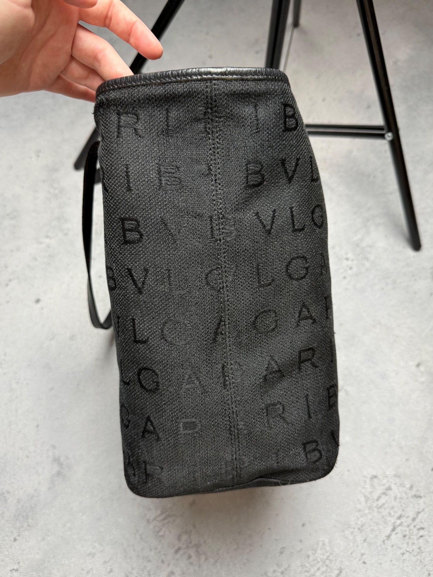 Bvlgari Bvlgari Black Monogram Handbag Tote Logomania Tote Bag y2k Size ONE SIZE - 5 Thumbnail