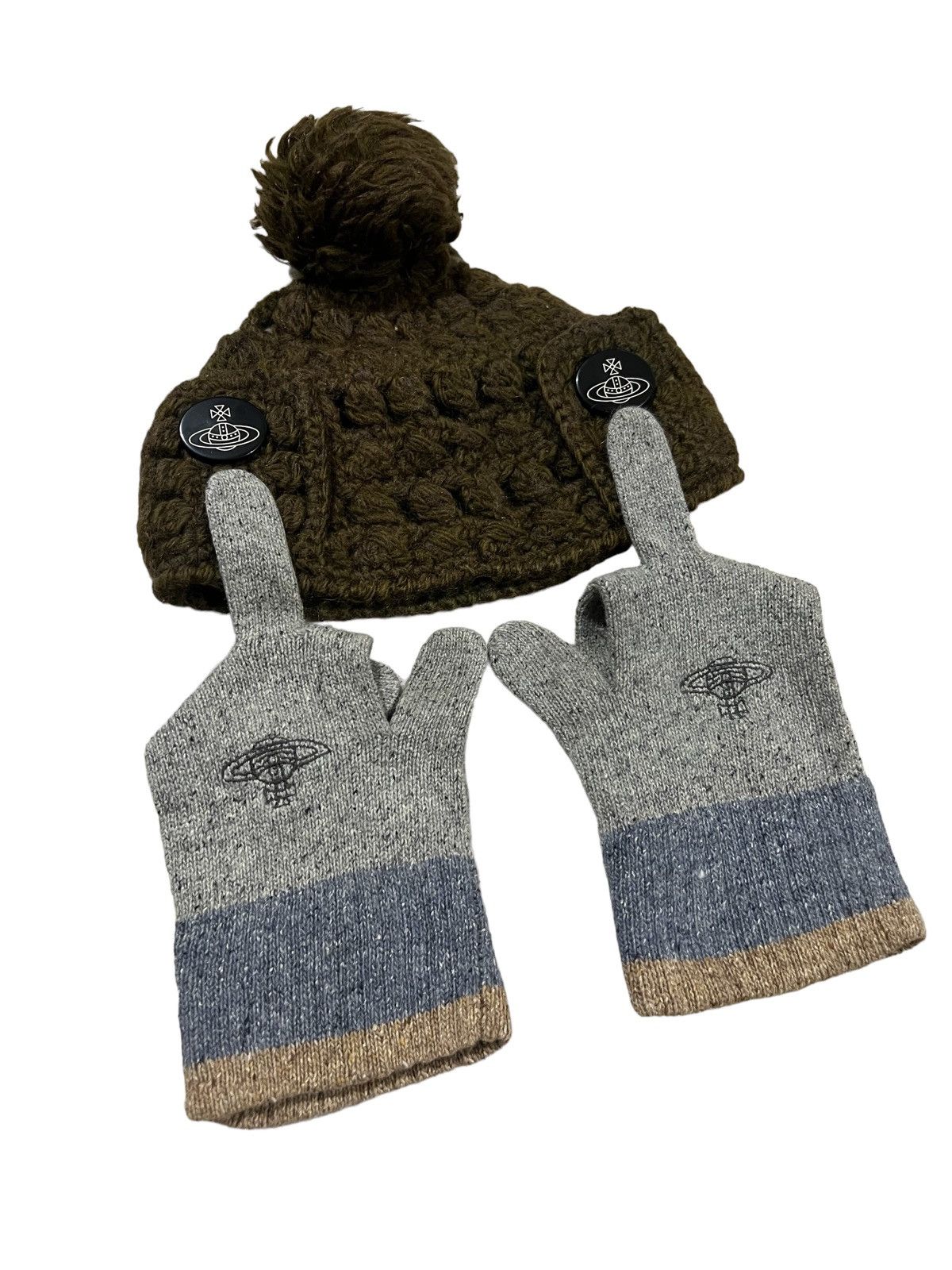 Vivienne Westwood Orb Logo Button Knitted Beanie Hat