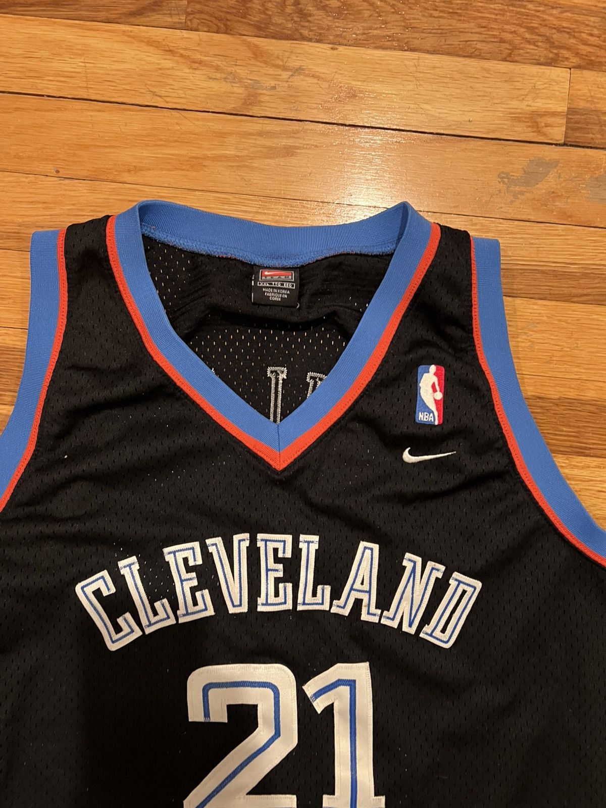 NBA DARIUS MILES VTG RARE CAVS JERSEY Size US XXL / EU 58 / 5 - 4 Thumbnail