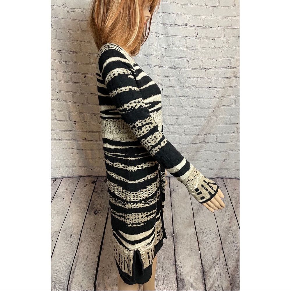 Chicos Chico's Analise Tribal Jacquard Cardigan Size 0 US S Size S / US 4 / IT 40 - 5 Thumbnail