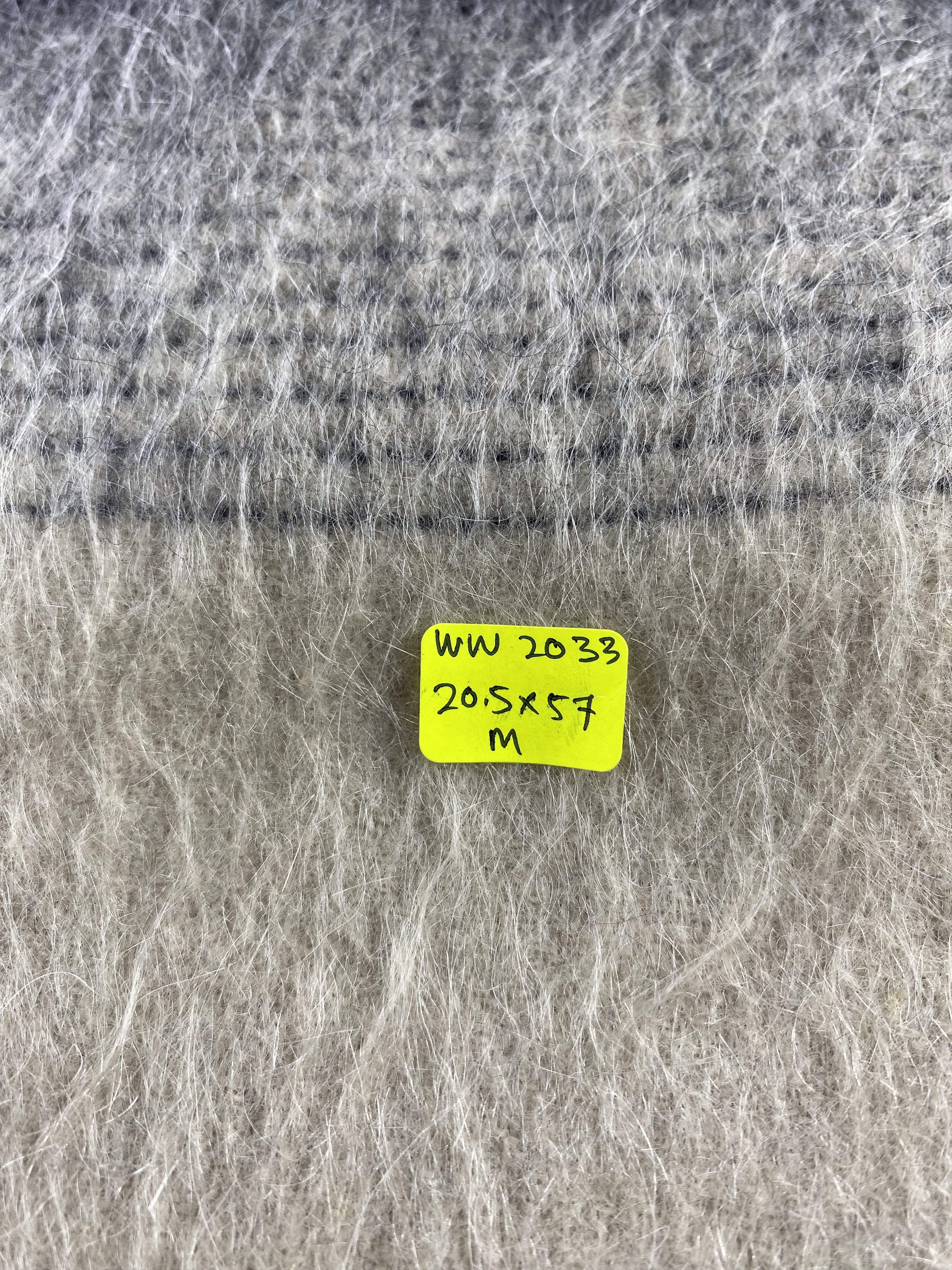 Vintage Vintage Mohair Scarf / Muffler / Neckwear - WW2033 Size ONE SIZE - 7 Thumbnail