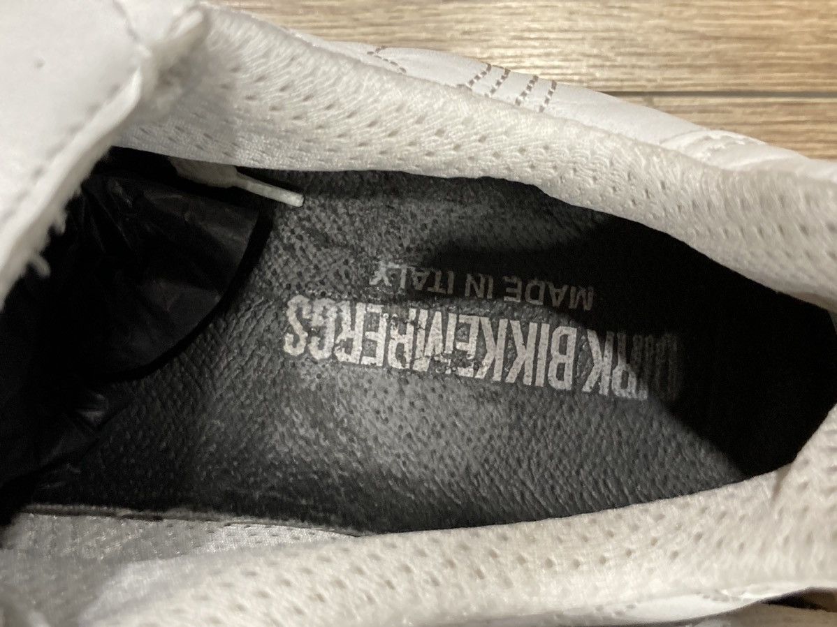 Dirk Bikkembergs Dirk Bikkembergs First Line "CUSTOM MADE SOLE” Size US 11 / EU 44 - 8 Thumbnail