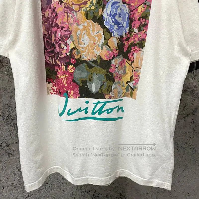 Louis Vuitton Louis Vuitton Men's Summer Floral T-Shirt . Size US L / EU 52-54 / 3 - 4 Thumbnail