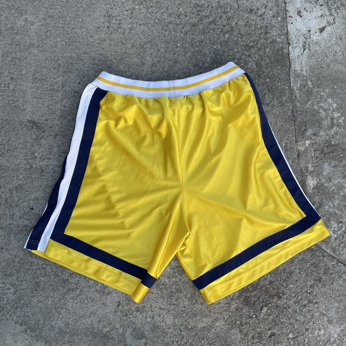Adidas Vintage Shorts Adidas 90s Basketball Style By Adam Sendler Size US 36 / EU 52 - 2 Thumbnail