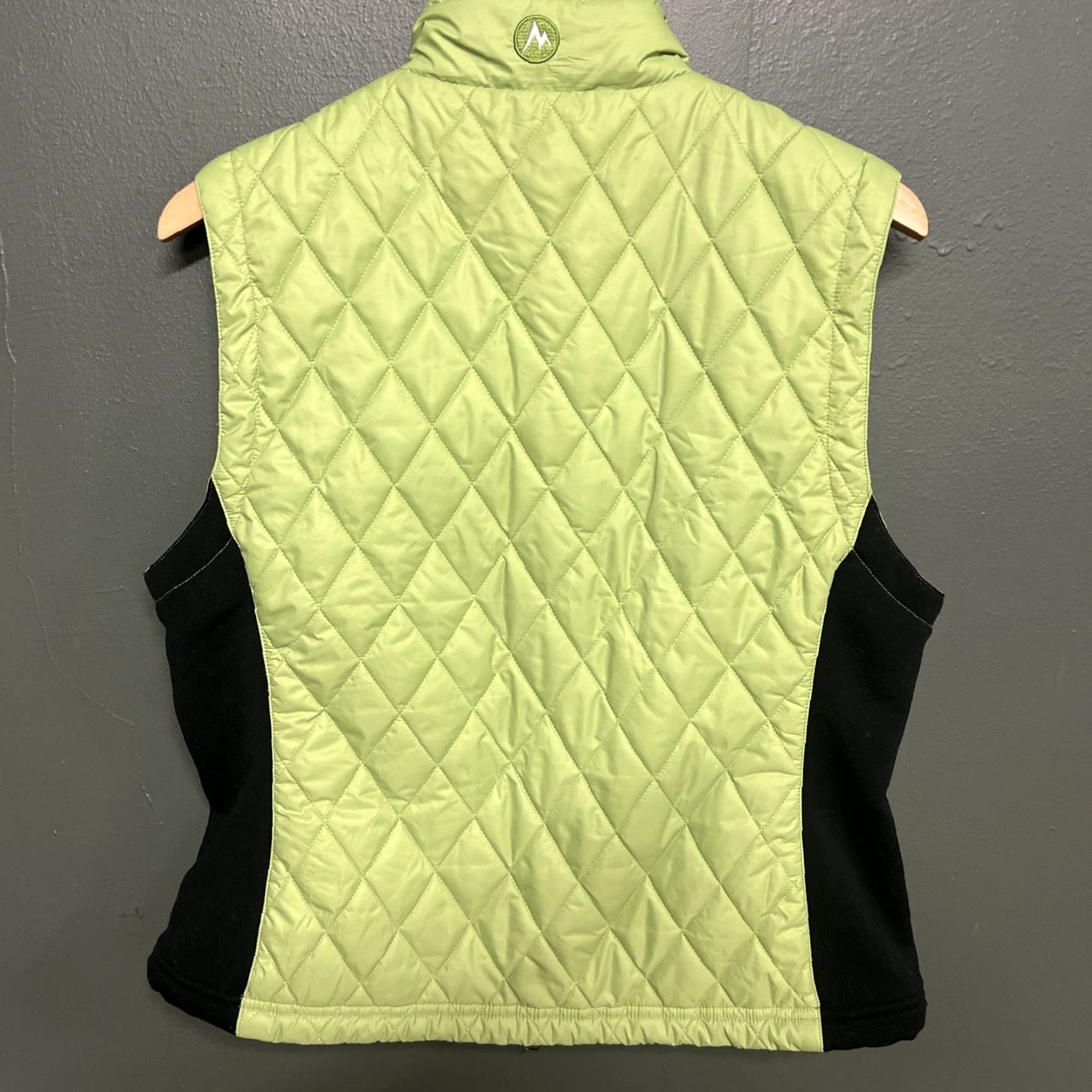 Marmot Marmot Womens Puffer Vest Green Nylon Medium Vest Womens M Green Marmot Nylon Vest Size M / US 6-8 / IT 42-44 - 4 Thumbnail