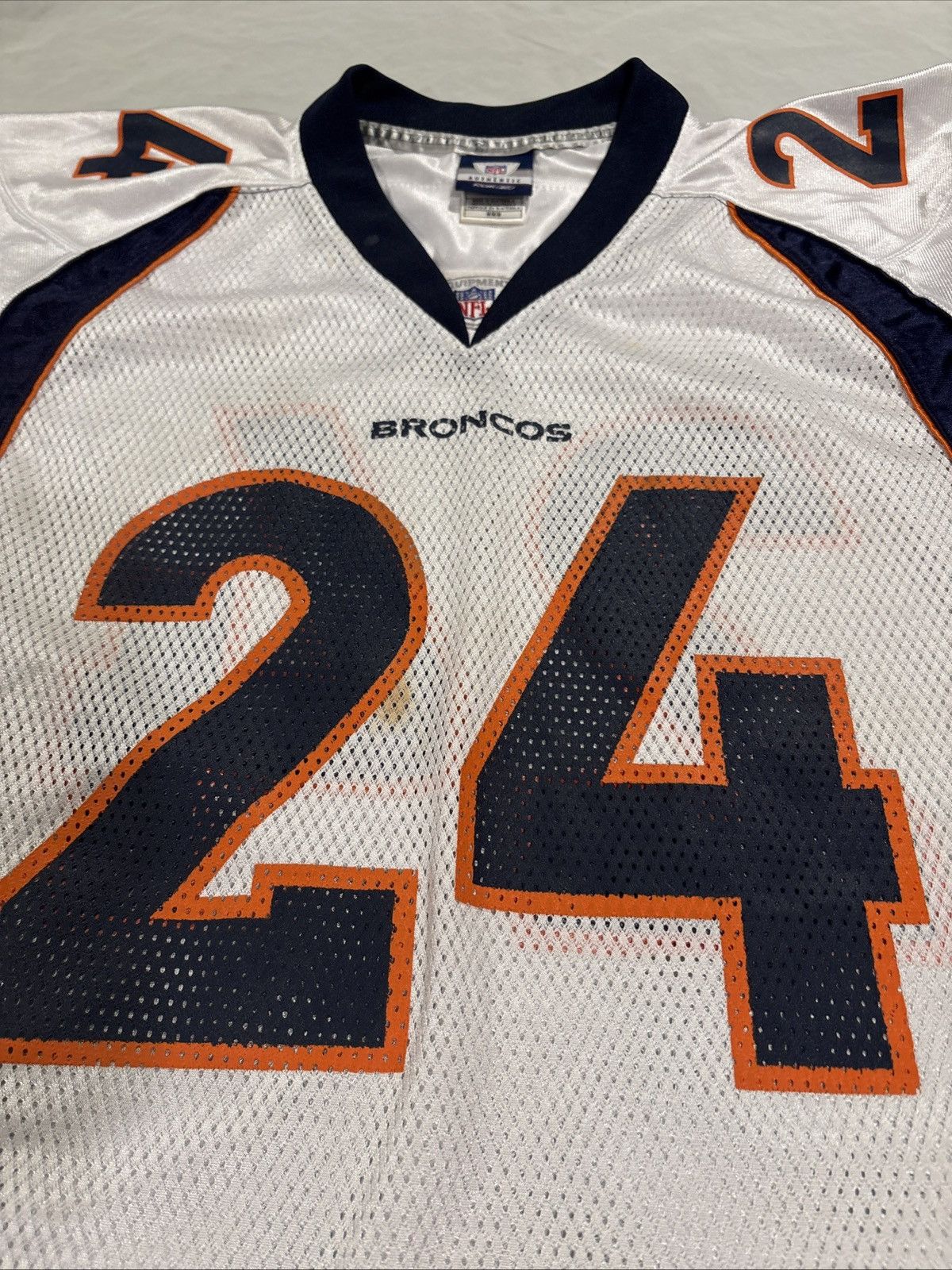 Reebok Champ Bailey 24 Denver Broncos Authentic Reebok Jersey Sz M Size US M / EU 48-50 / 2 - 3 Thumbnail