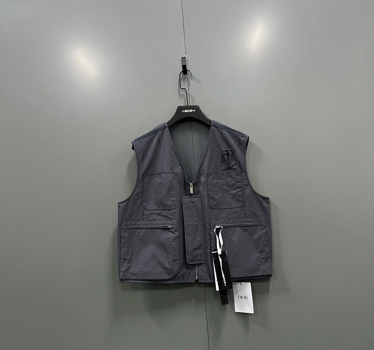 Dior Dior Grey Zipper Multi-pocket Vest J41 Size US L / EU 52-54 / 3 - 1 Thumbnail