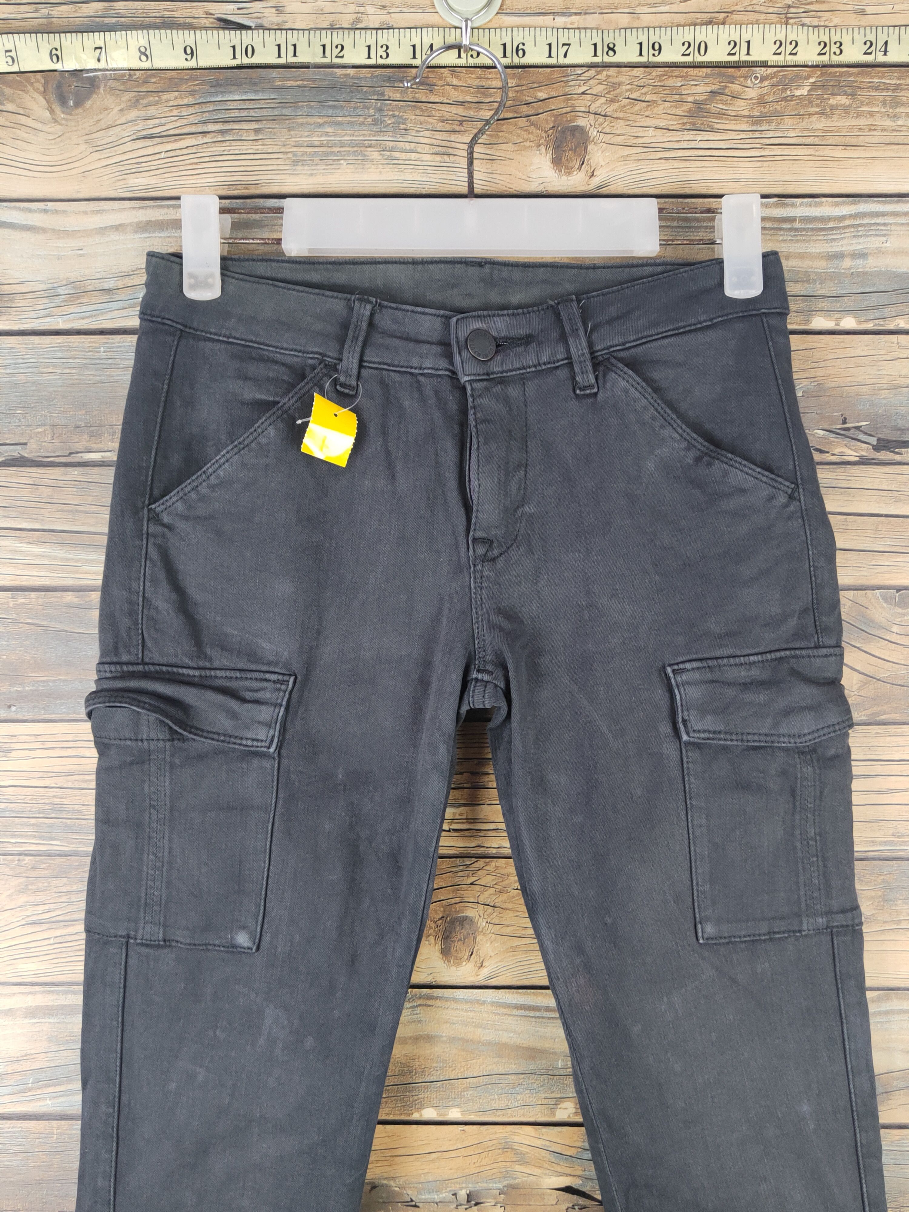 Japanese Brand DL Uniqlo Black Multipocket Cargo Pants #2614 Size US 26 / EU 42 - 2 Thumbnail