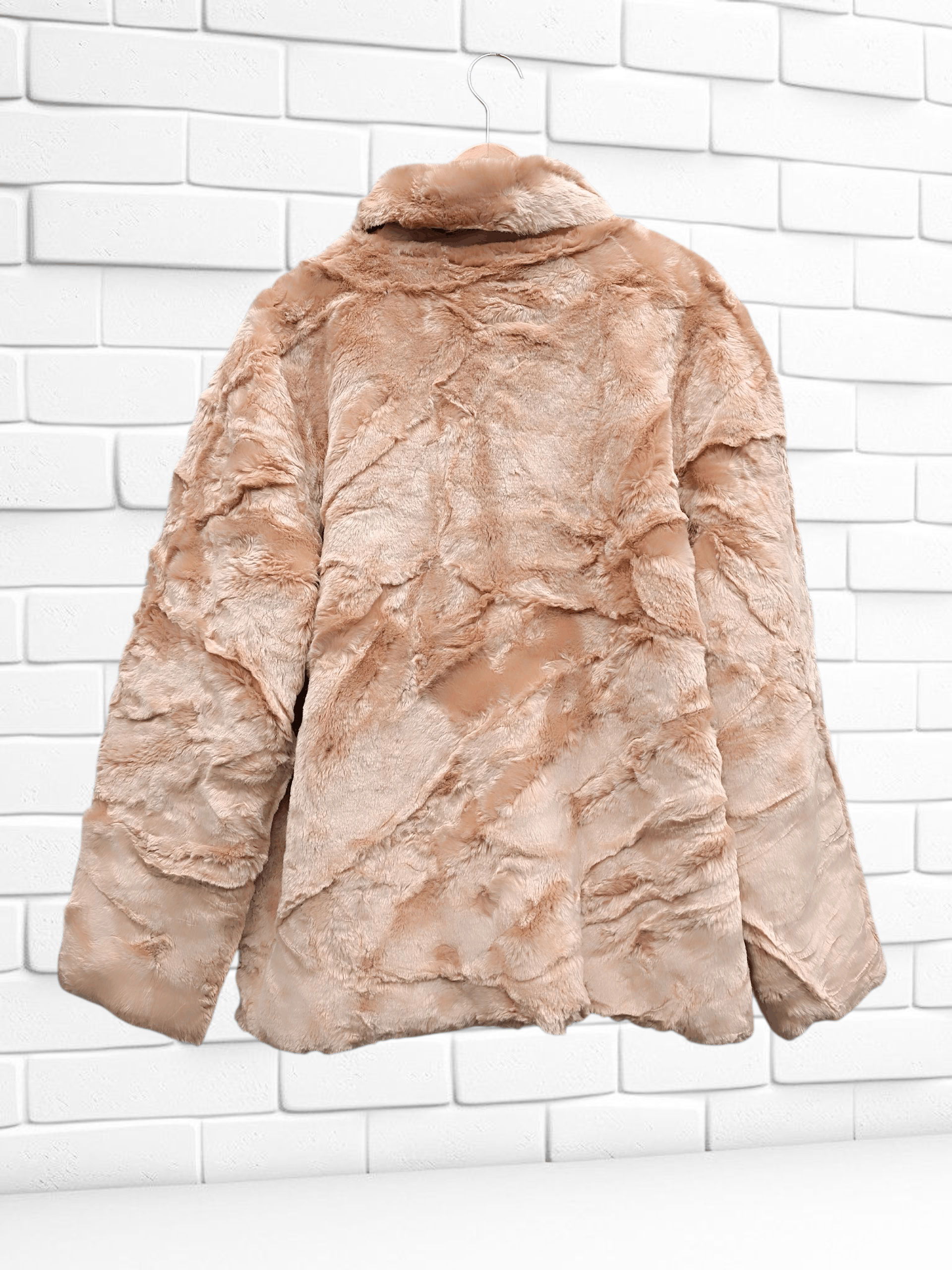 Japanese Brand Vintage Faux Fur Zip Up Winter Jacket Size US L / EU 52-54 / 3 - 4 Thumbnail