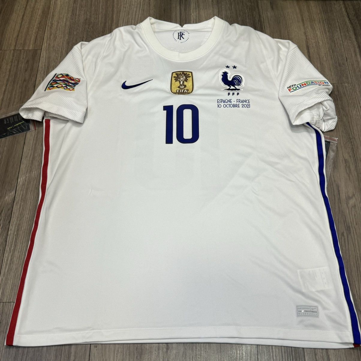Nike France 20/21 away shirt #10 Mbappe (bnwt) Size US XL / EU 56 / 4 - 1 Thumbnail