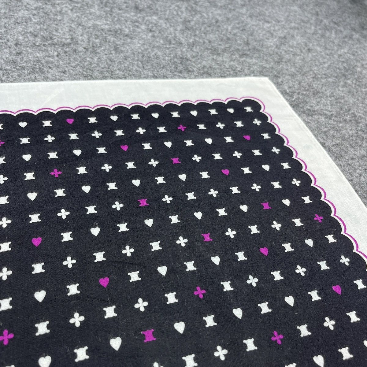 Celine Celine Luxury Handkerchief / Bandana / Neckerchief B817 Size ONE SIZE - 7 Thumbnail