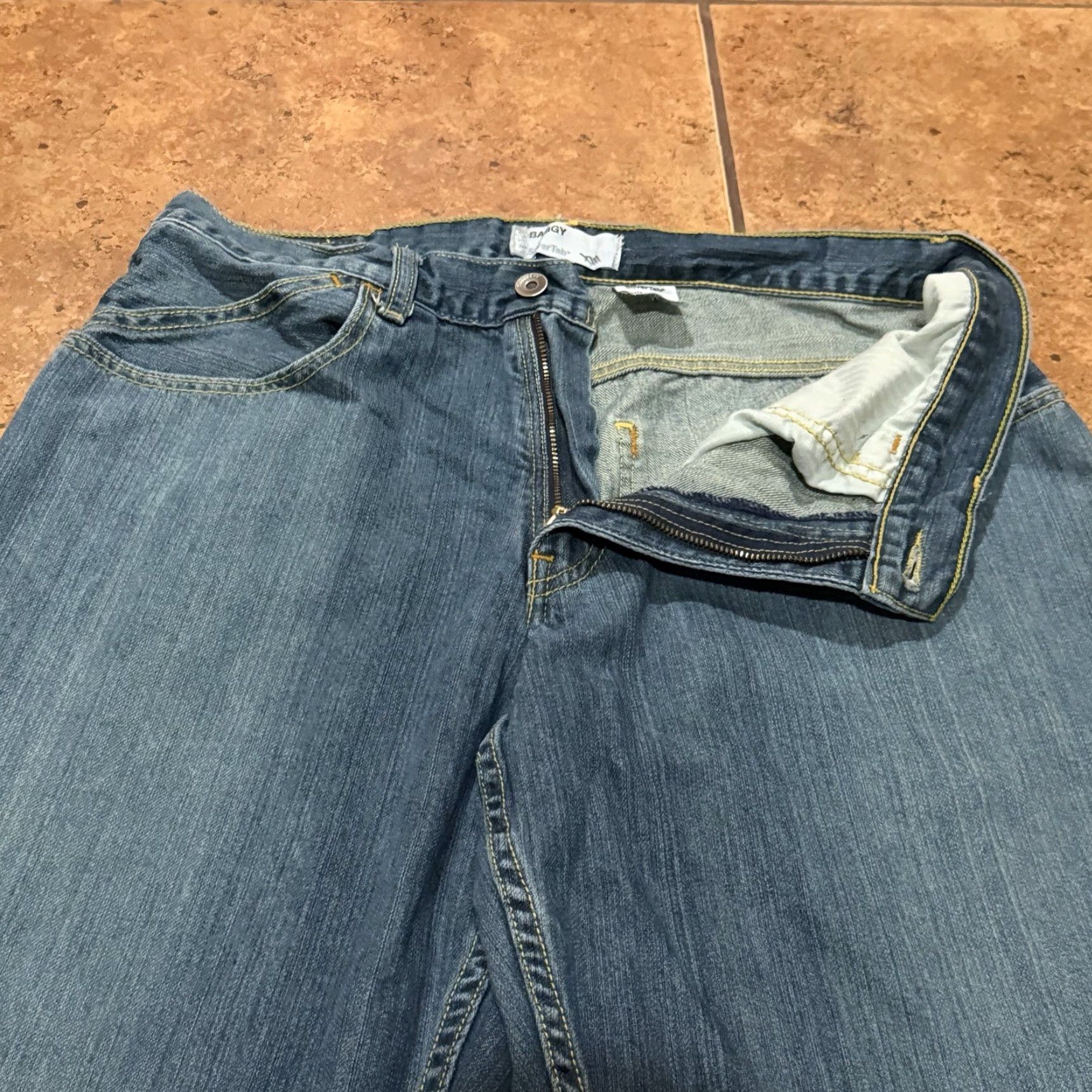 Levi's VINTAGE Levi's SilverTab Baggy Jeans Mens Dark Wash Denim Pants W32 L30 Relaxed Inseam 30" Blue Cotton Jeans Mens Size US 32 / EU 48 - 6 Thumbnail