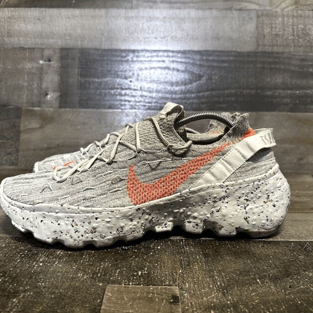 Nike Nike Space Hippie 04 Summit White Hyper Crimson Womens Mens Sneaker Gray 14 12.5 Shoes Size US 12 / IT 42 - 4 Thumbnail