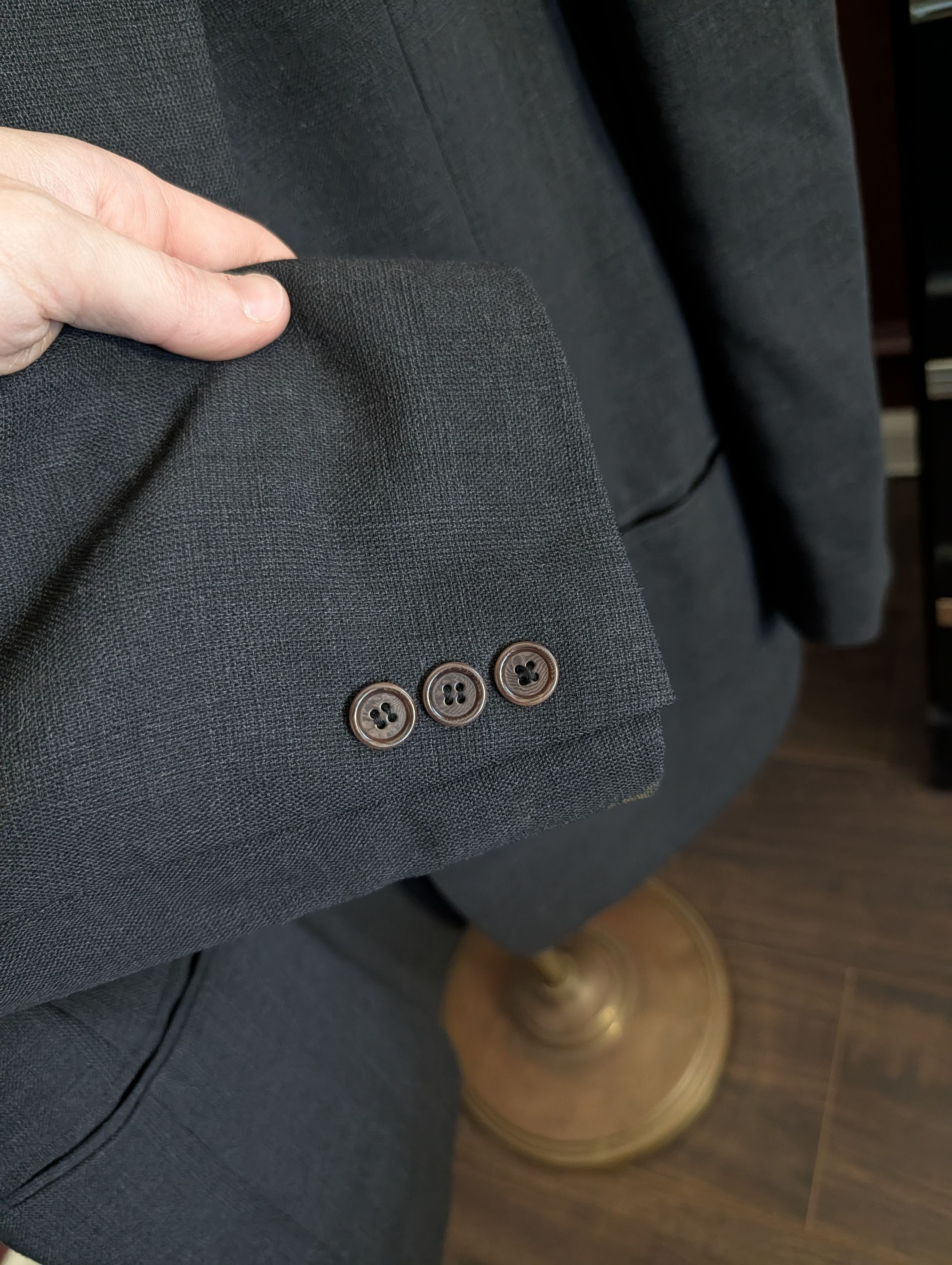 Gianfranco Ferre STUDIO 0001 for Barney's gray plaid heavy wool 2pc suit Size 44R - 8 Thumbnail