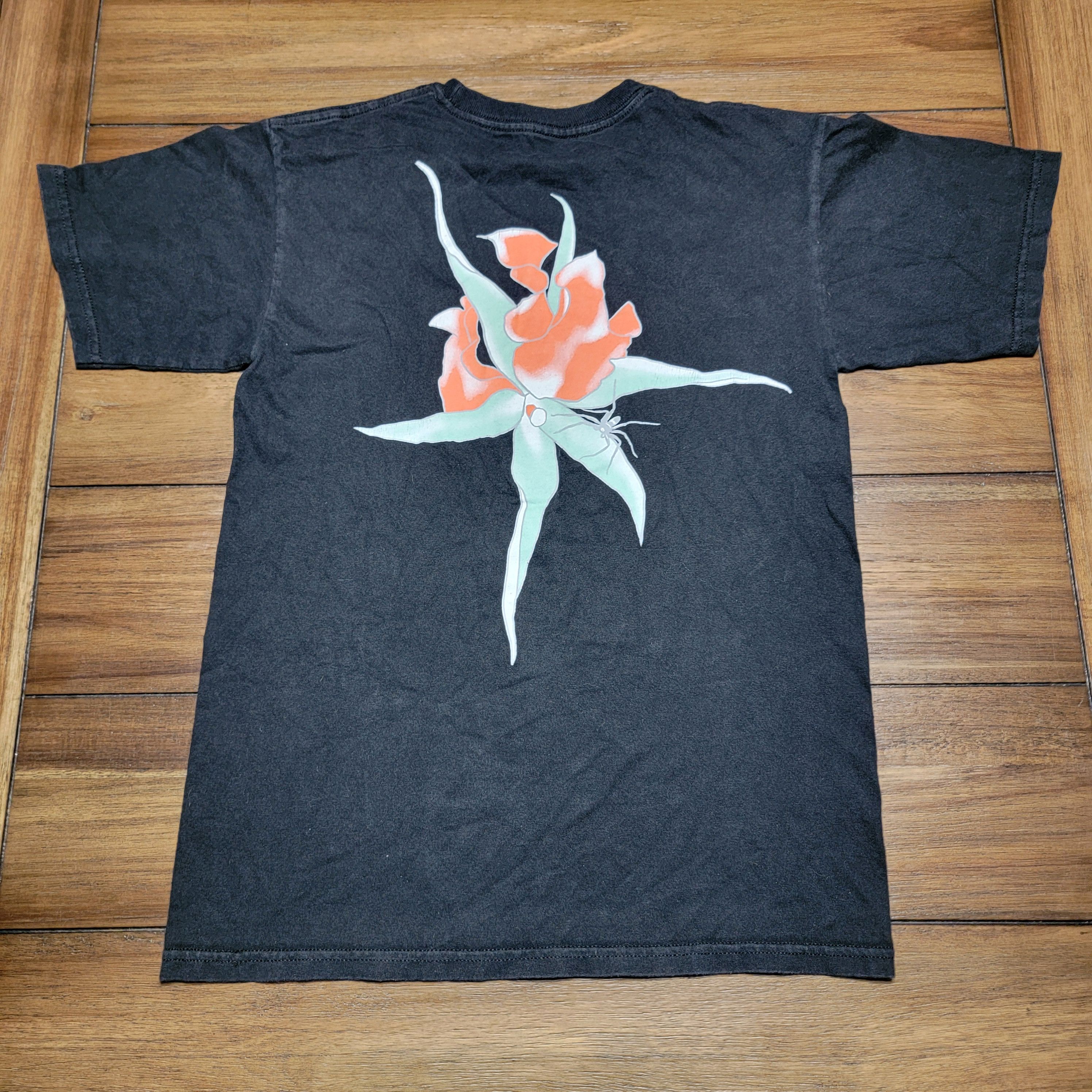 Vans Vans SS Unisex Tee Classic Fit Spider Flower - Size Small Size US S / EU 44-46 / 1 - 1 Thumbnail