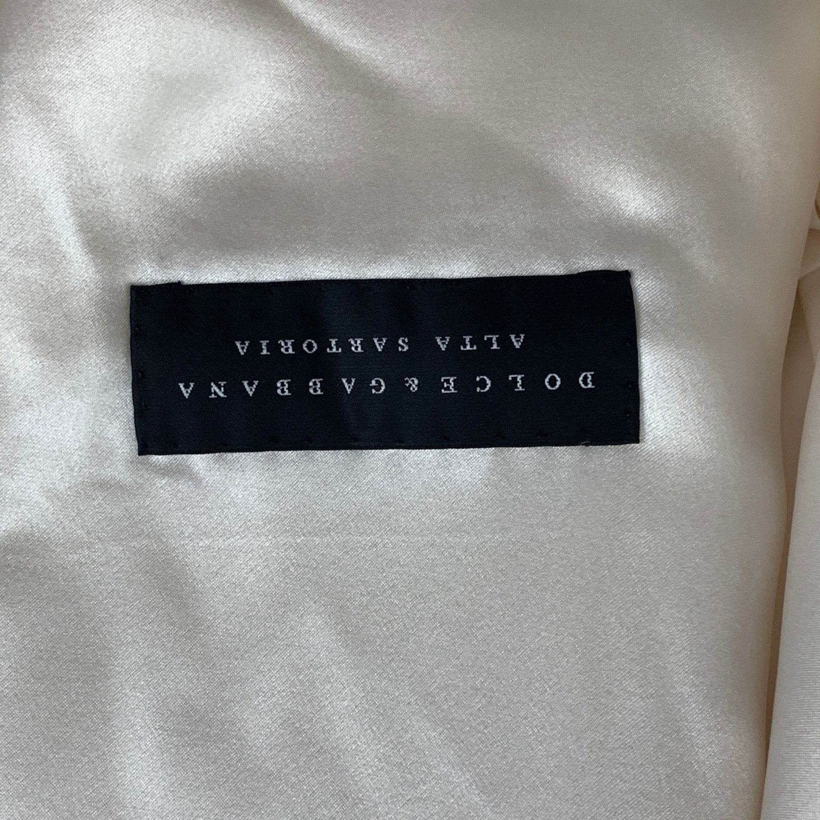 Dolce & Gabbana Alta Sartoria Size 48 Off White Wool Buttoned Vest Size 48R - 5 Thumbnail