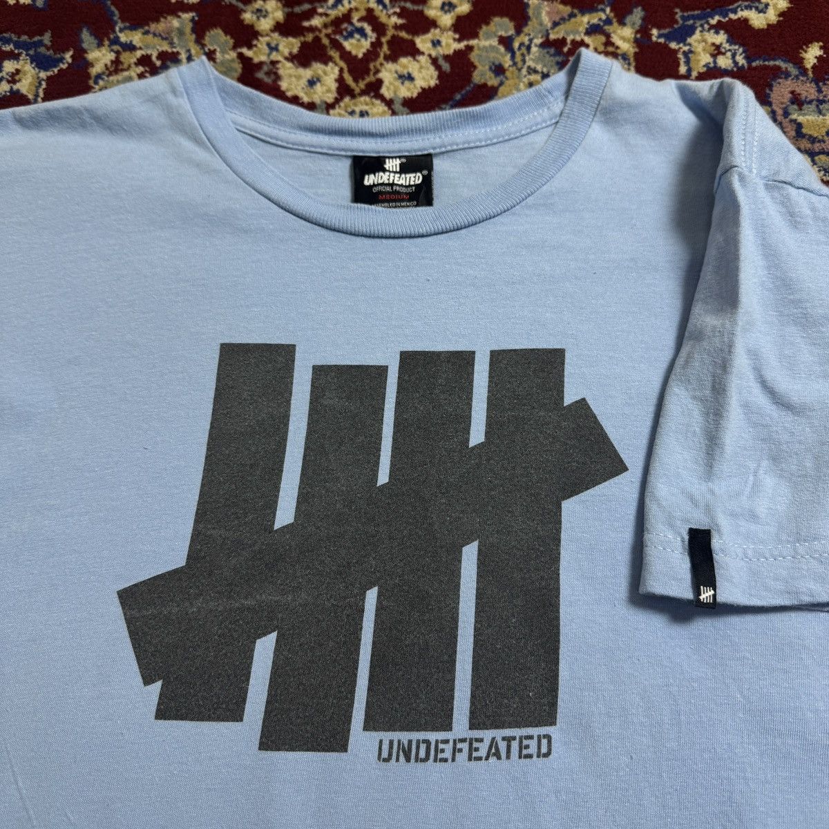 Undefeated Vintage 2000s Undefeated 5-strike classic big logo tee Y2K Size US M / EU 48-50 / 2 - 1 Thumbnail