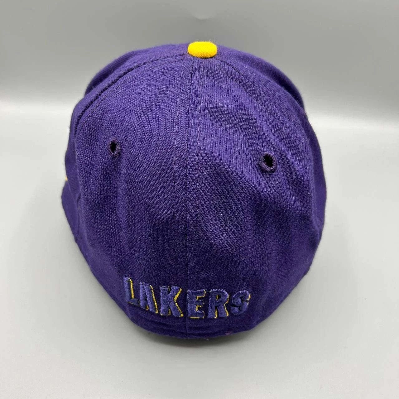 New Era Los Angeles LA Lakers Hat 7 Embroidered NBA Fitted Cap Wool Size ONE SIZE - 4 Thumbnail