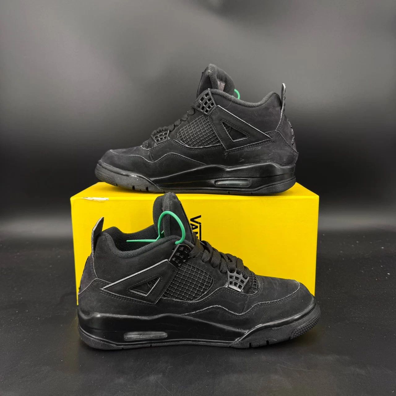 Nike Air Jordan 4 "Black Cat" 2020 Sz 9.5 (US) w/ Box Size US 9.5 / EU 42-43 - 2 Thumbnail