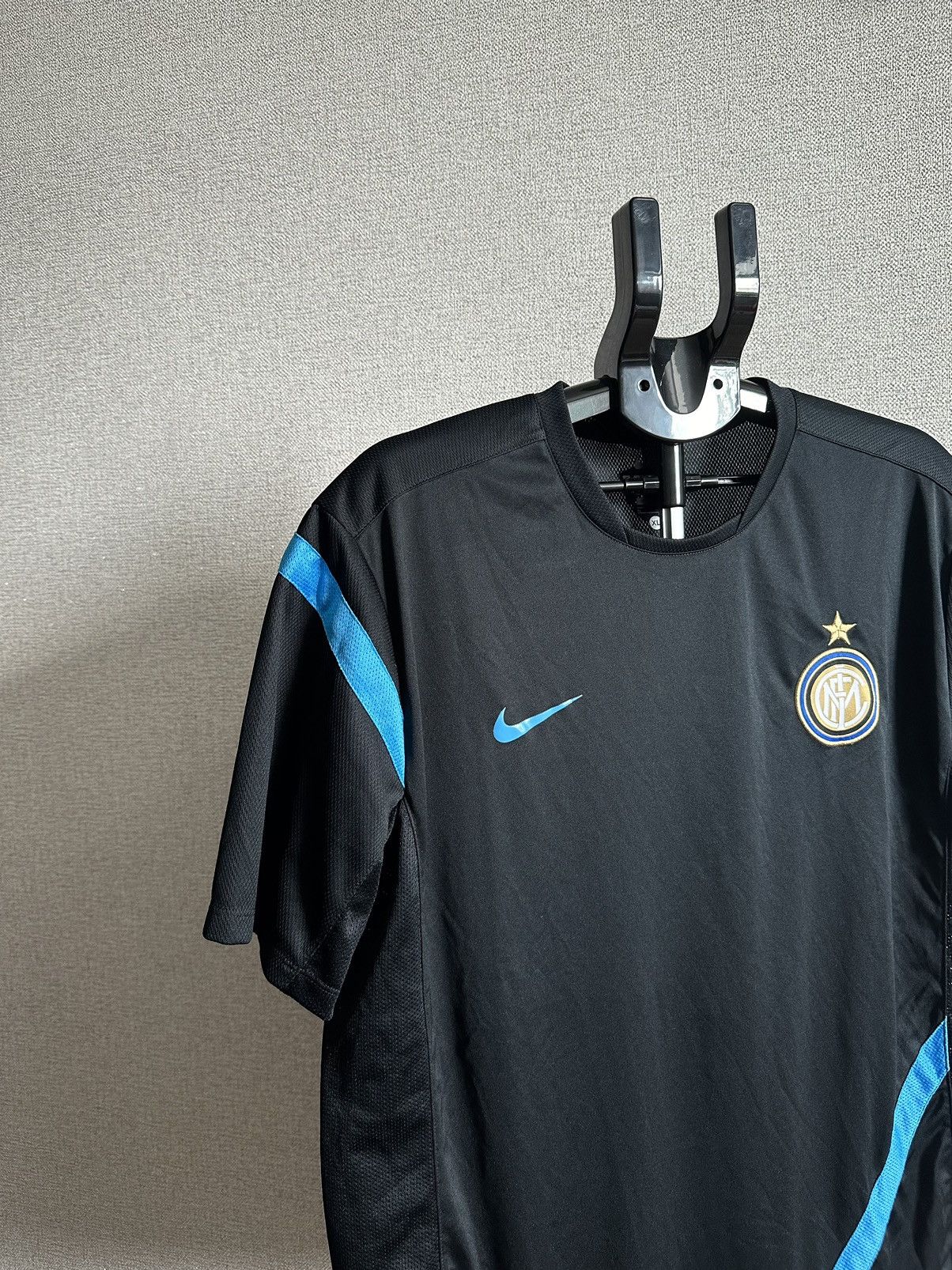 Nike 2010/11 Nike Internazionale Vintage Training Jersey Size US XL / EU 56 / 4 - 3 Thumbnail