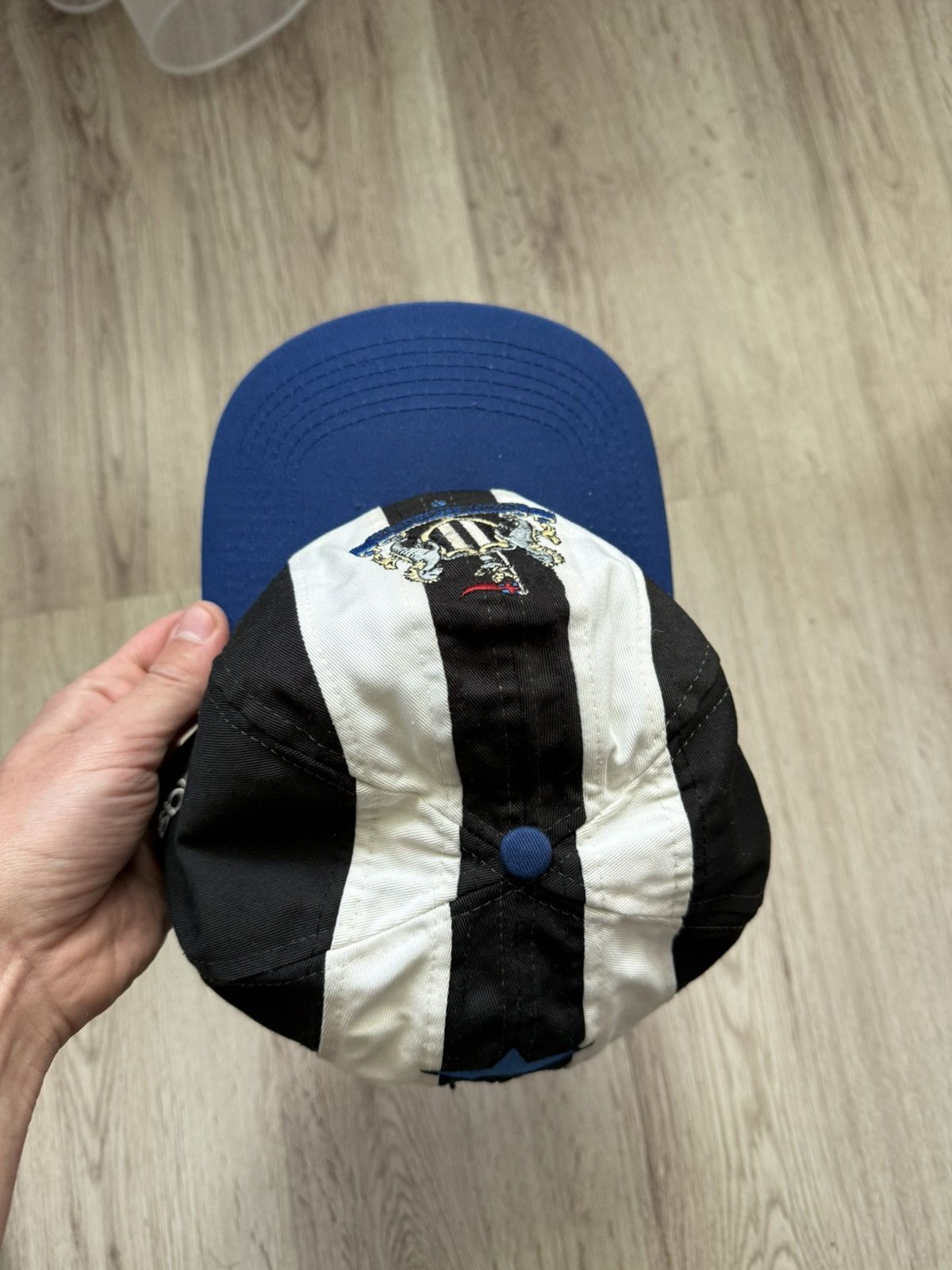 Adidas Rare vintage Adidas New Castle United black/white cap Size ONE SIZE - 7 Thumbnail