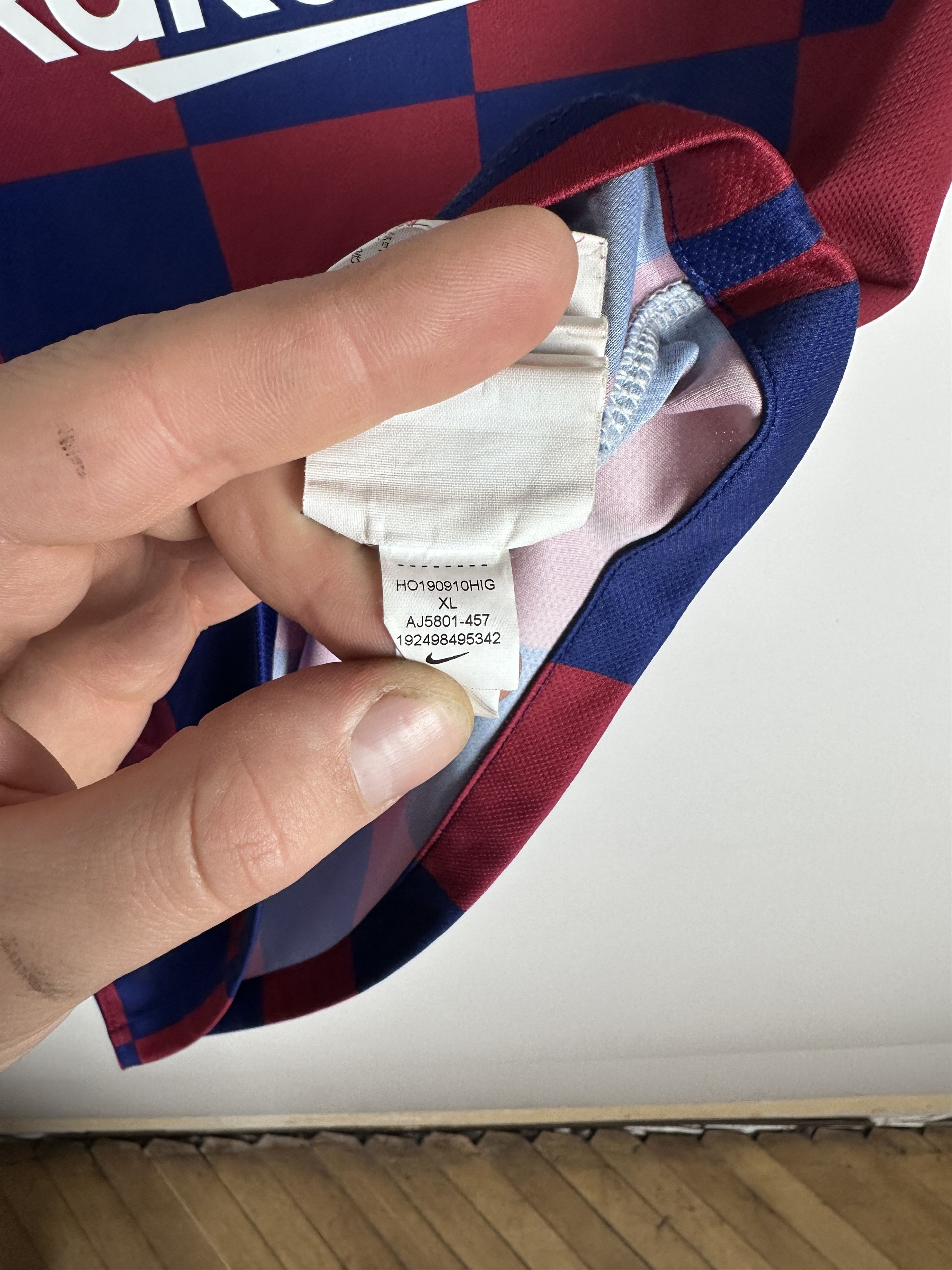 Nike BARCELONA 2019 2020 Football Shirt Jersey Nike Youth Size XL Size US XXS / EU 40 - 7 Thumbnail