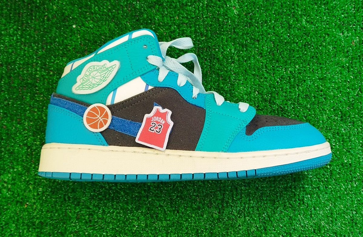 Jordan Brand Air Jordan 1 Mid High #5,5 Size US 5.5 / IT 35.5 - 6 Thumbnail