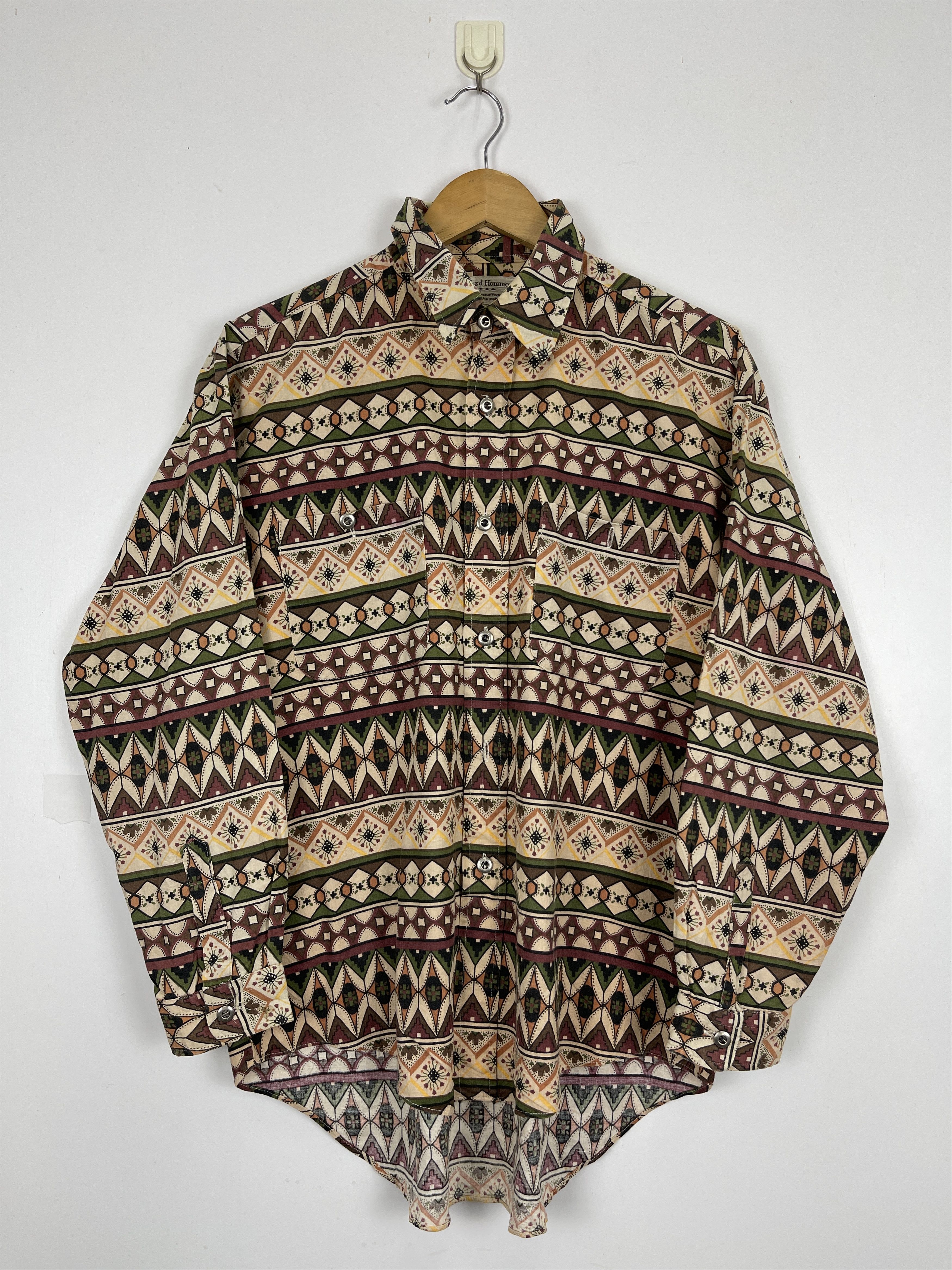 Vintage Vintage 80s Italian Designer Native Navajo Motive Shirt Size US L / EU 52-54 / 3 - 1 Thumbnail