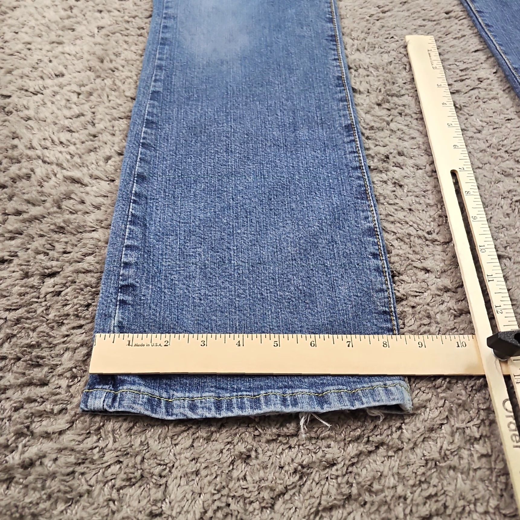 Levi's Levi's Jeans Womens 11 Bootcut Distressed Stretch Medium Wash 30x31 Blue Denim Cotton Spandex Regular Vintage: No - Mens/Womens? Size 30" / US 8 / IT 44 - 7 Thumbnail