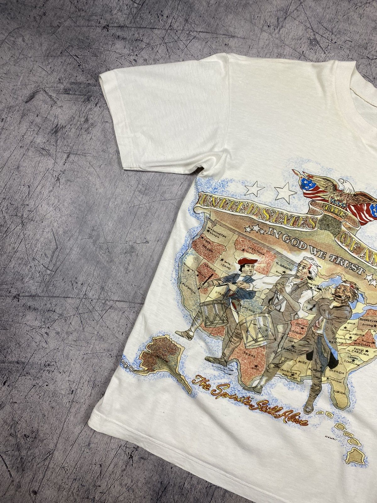 Other Vintage 90s Native Americans Indian Spirit Still Alive Tee Size US L / EU 52-54 / 3 - 3 Thumbnail