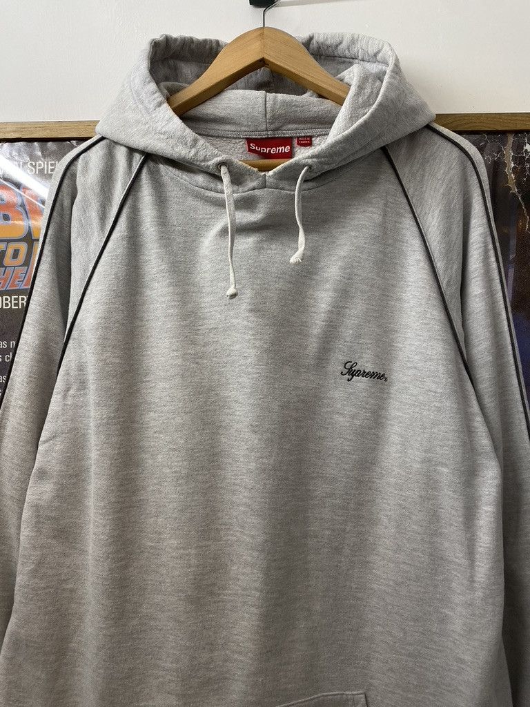 Supreme 2003 Vintage Supreme Script Logo Piping Striped Hoodie Size US XL / EU 56 / 4 - 6 Thumbnail