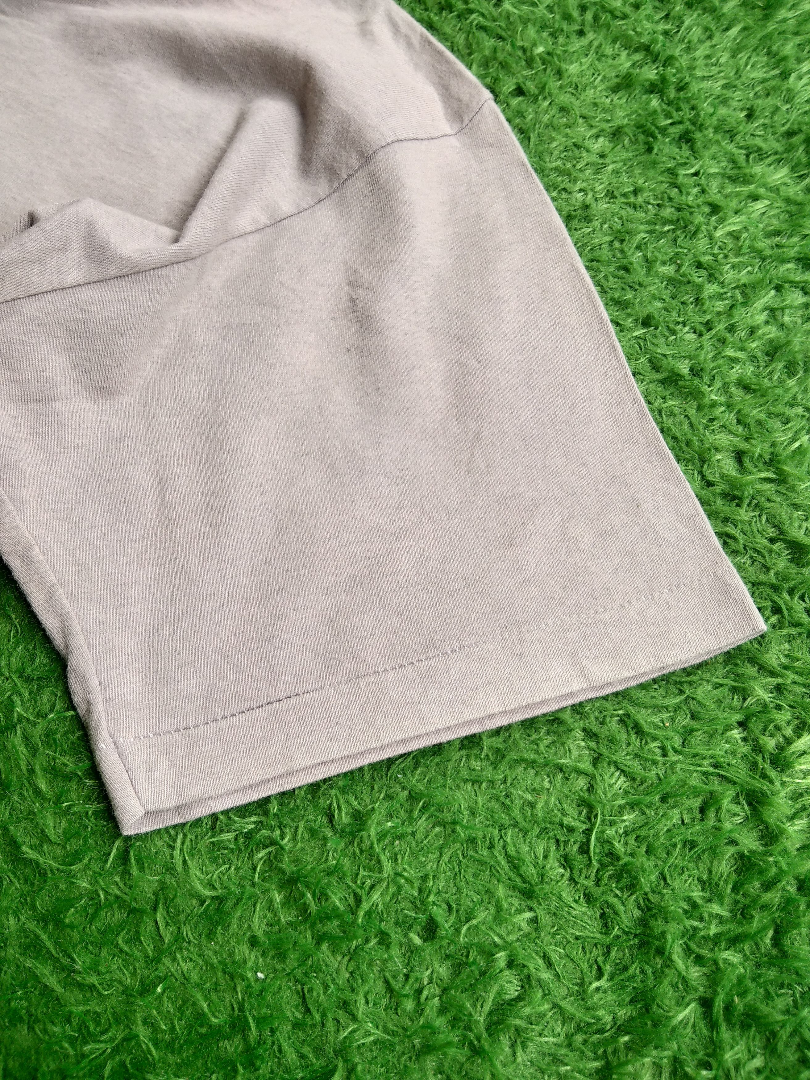JNCO 🔥RARE🔥 VTG 90s Gecko Larkins Two Tone Color Grafity font Size US L / EU 52-54 / 3 - 6 Thumbnail