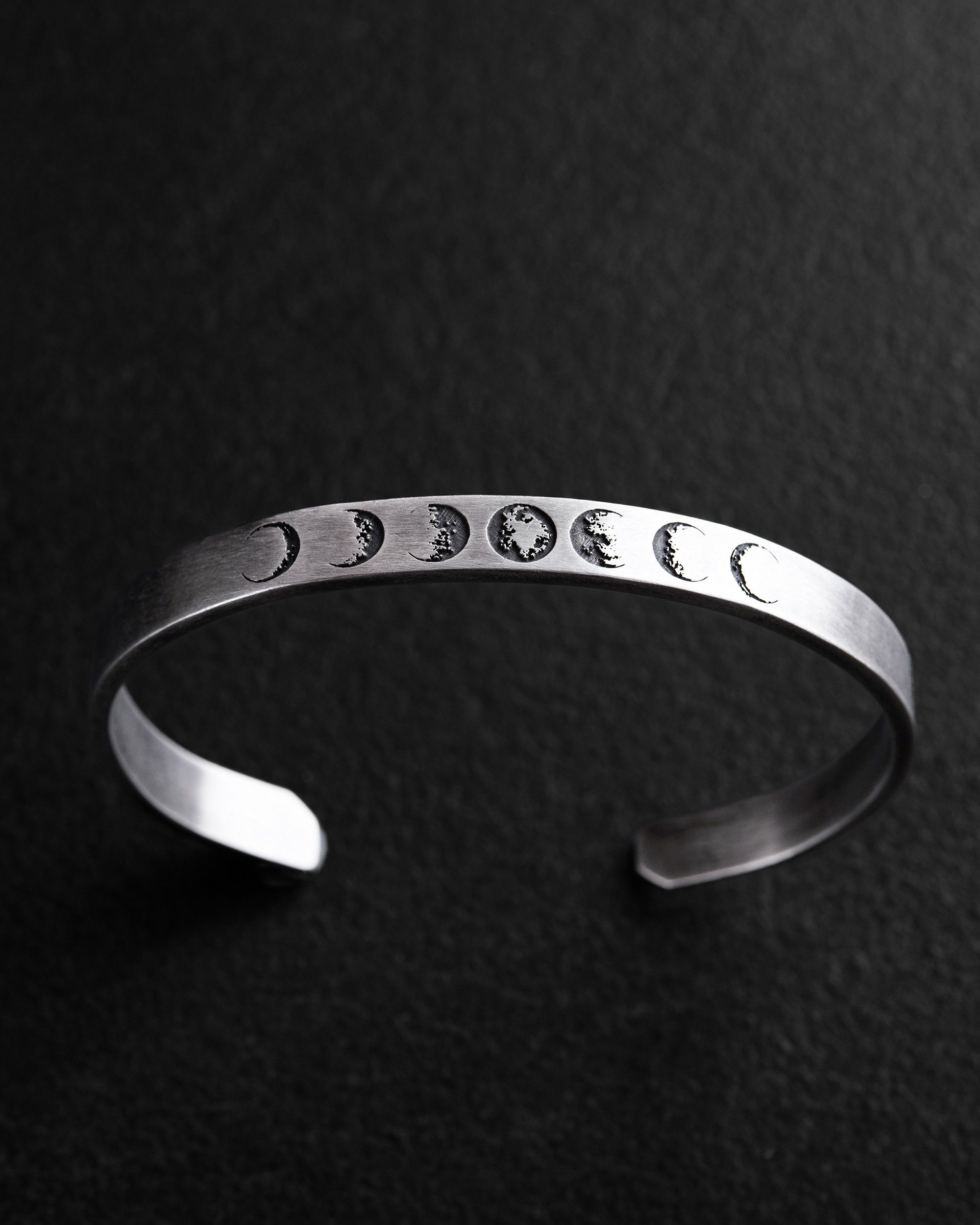 Jewelry × Other Silver bangle MOON PHASE Size ONE SIZE - 1 Thumbnail