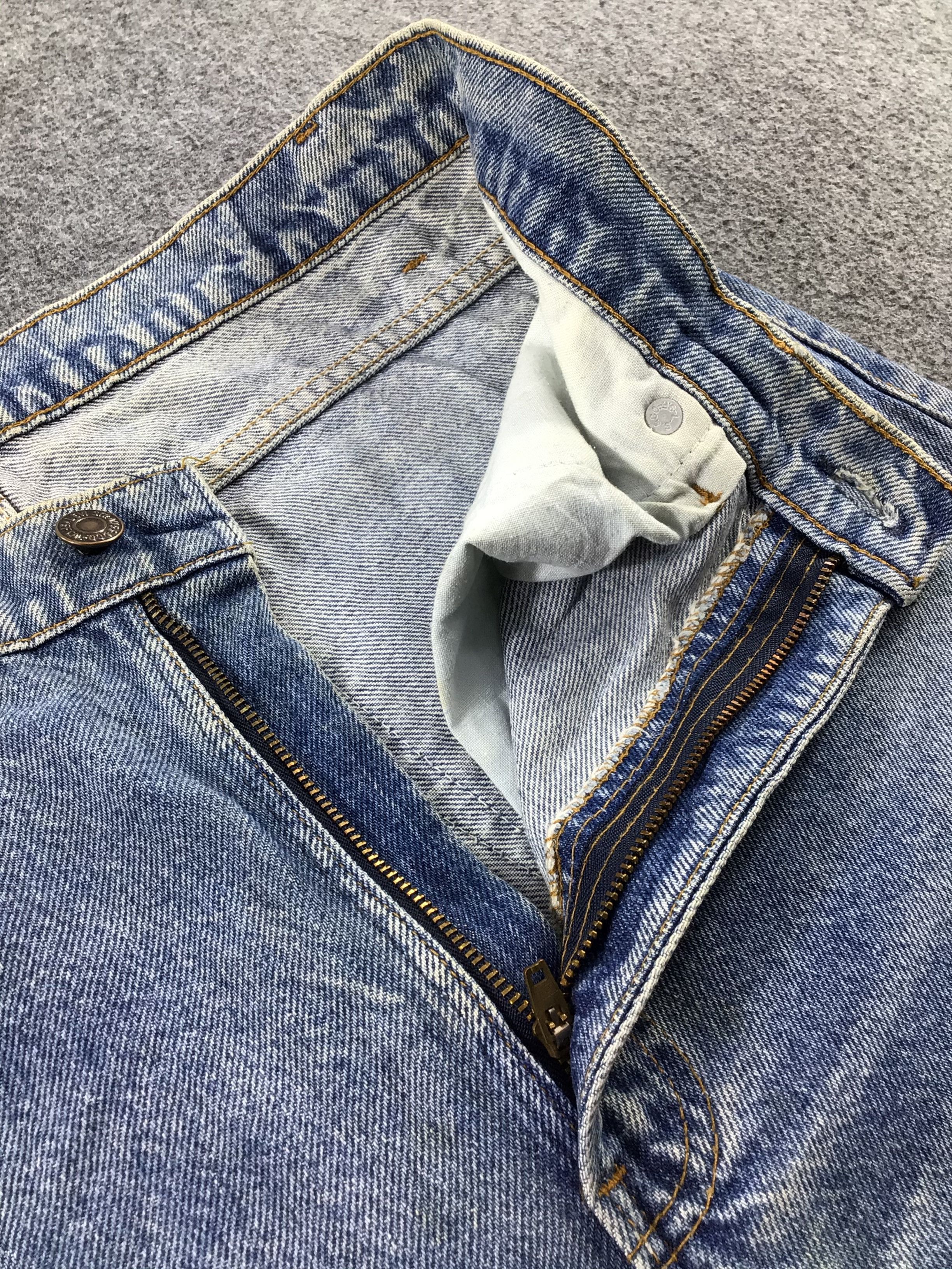 Levi's × Vintage Vintage 90s Levis 505 Jeans-JM494 Size US 33 - 8 Thumbnail