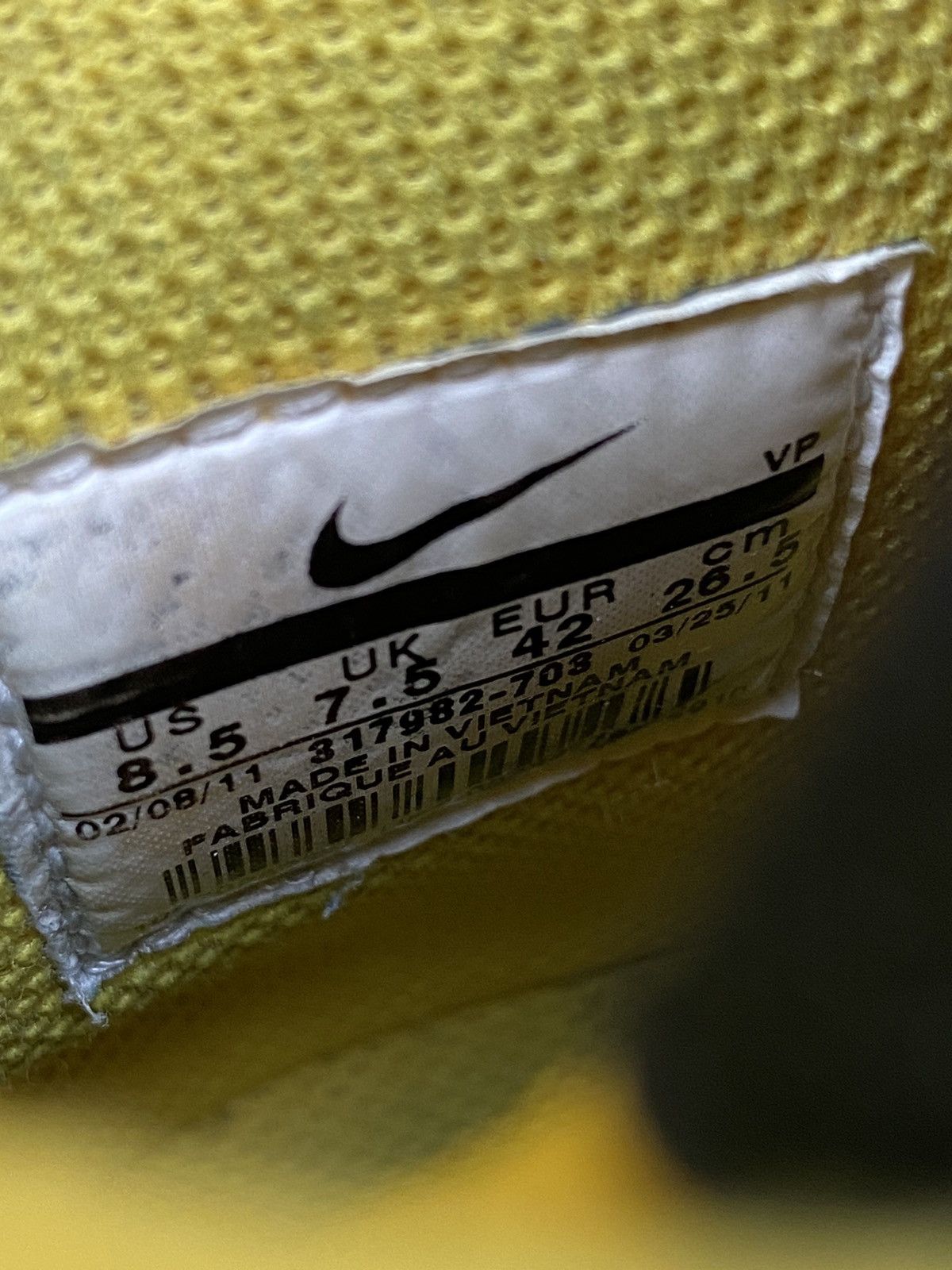 Nike Nike Dunk High 'White Varsity Maize' 2011 Size US 8.5 / EU 41-42 - 8 Thumbnail