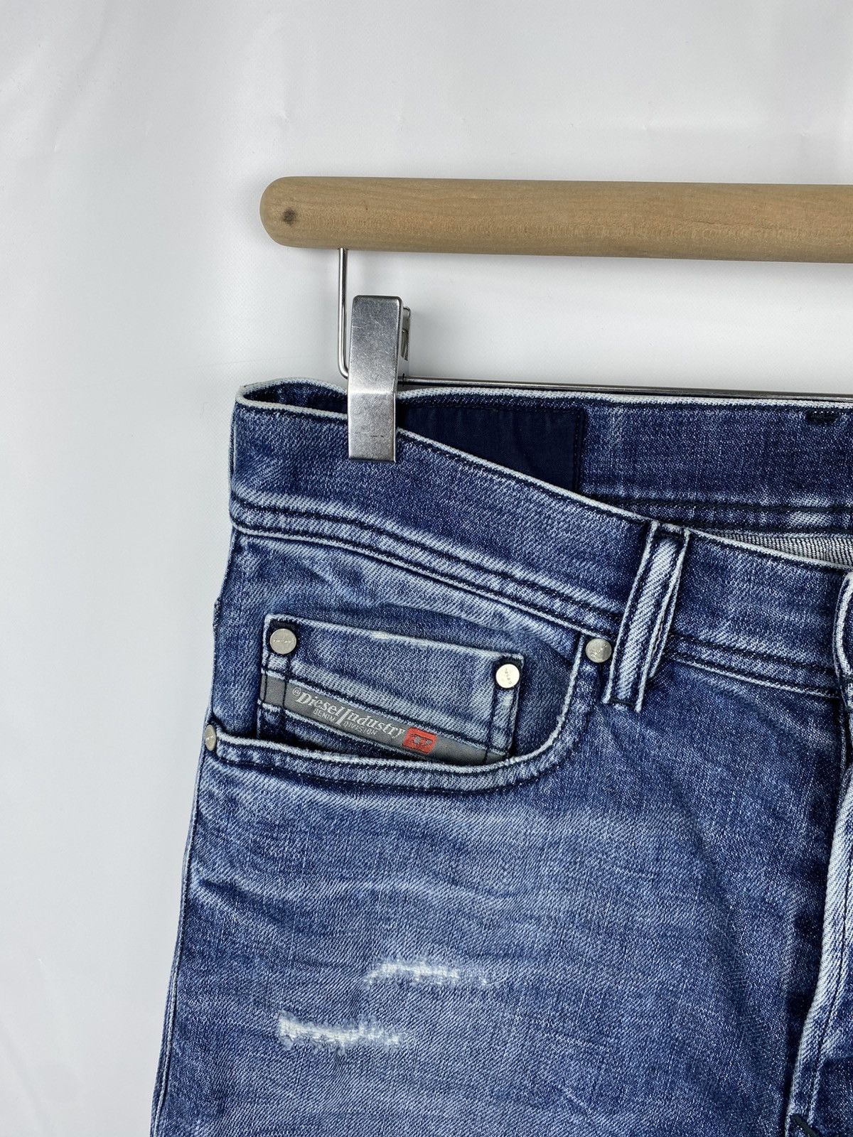 Diesel Diesel Tapphar Jeans Men Distressed Slim size 30 x 32 Size US 30 / EU 46 - 3 Thumbnail
