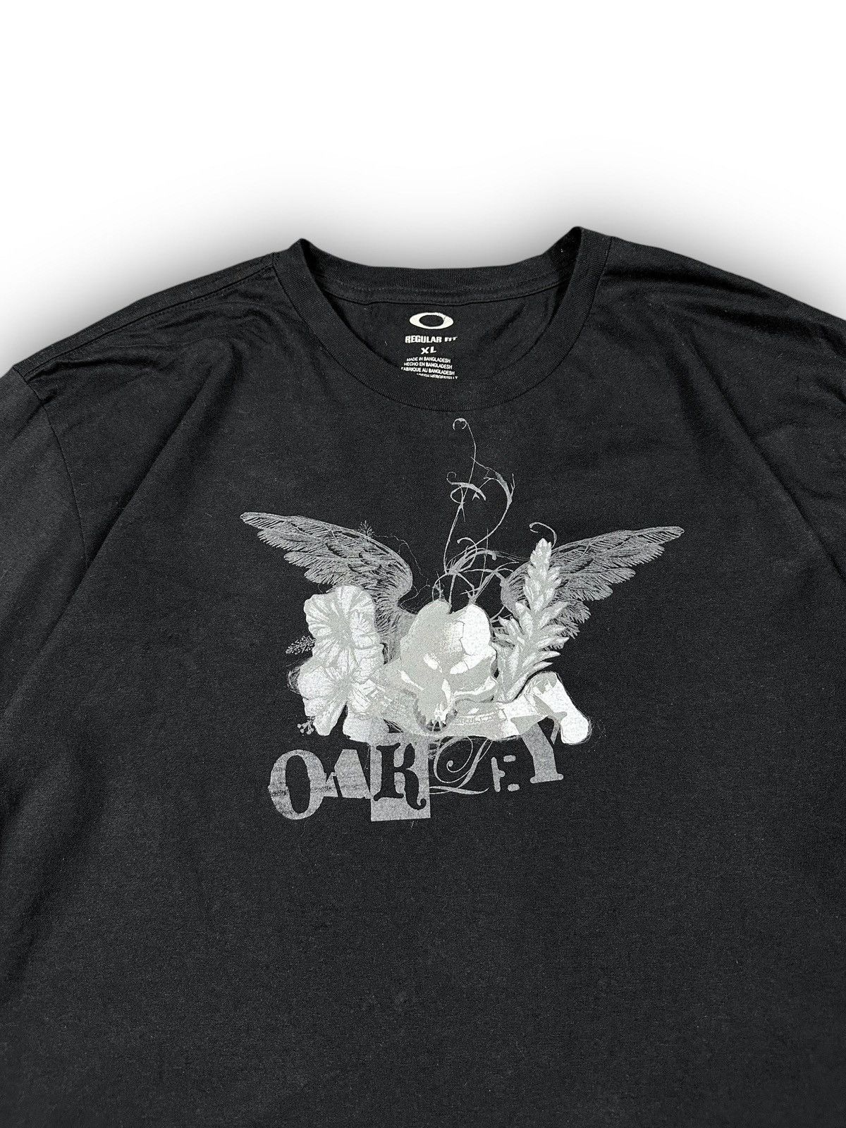 Oakley Oakley Vintage Grunge Angel Longsleeve T-Shirt Size US XL / EU 56 / 4 - 3 Thumbnail