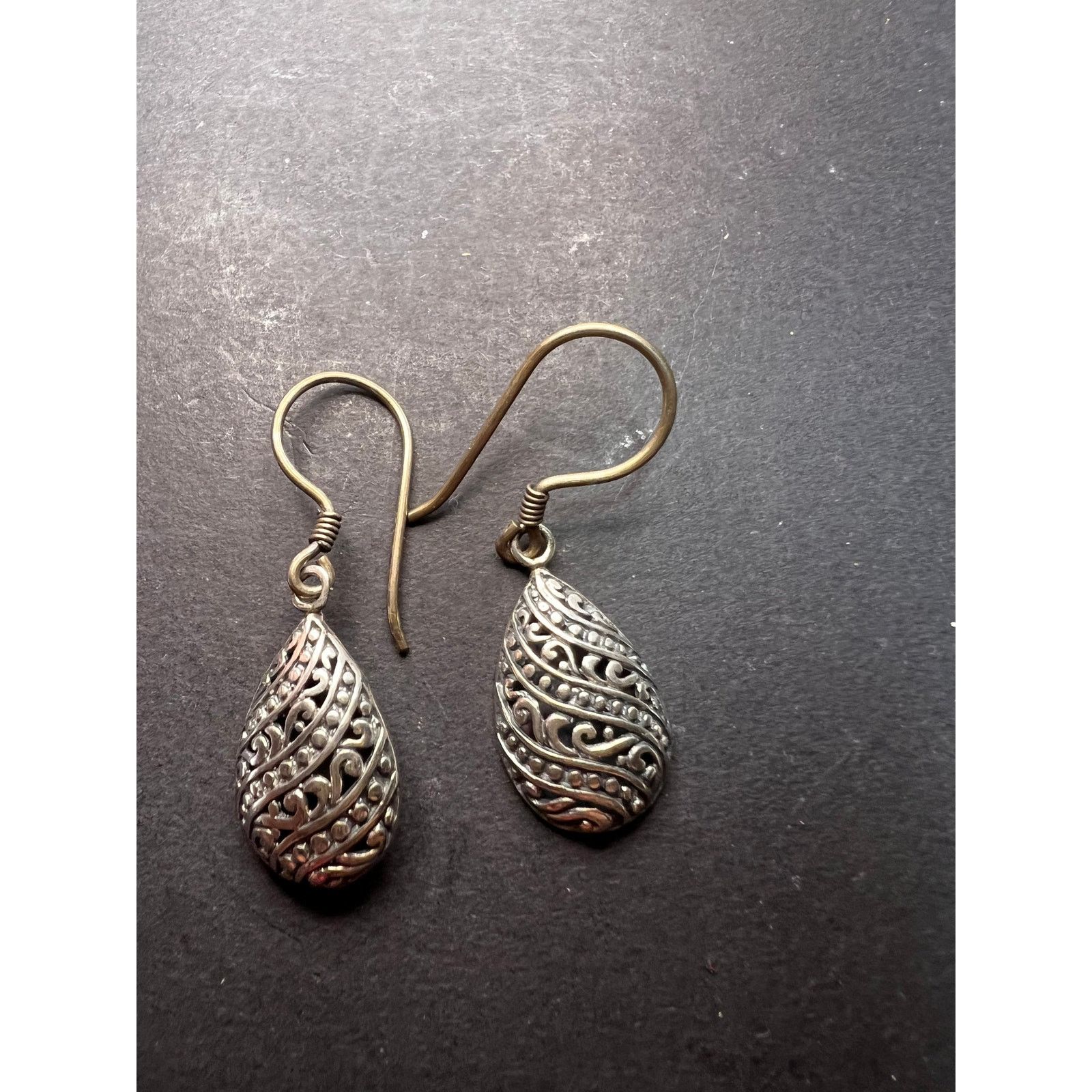 Other Bali style sterling silver dangle earrings Size ONE SIZE - 1 Thumbnail