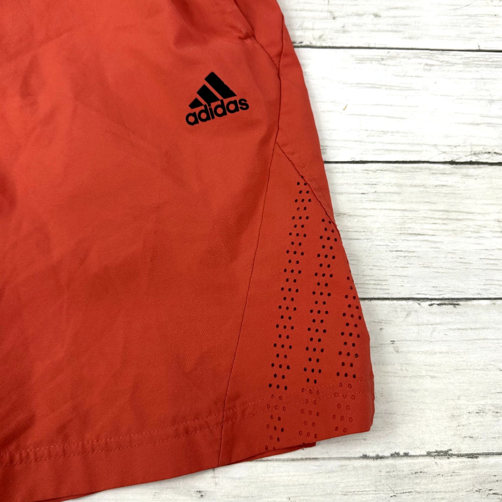 Adidas Adidas Athletic Shorts Mens Medium Red 27x8.75 Drawstring Elastic Waist Pockets Training Flash Size US 31 - 3 Thumbnail