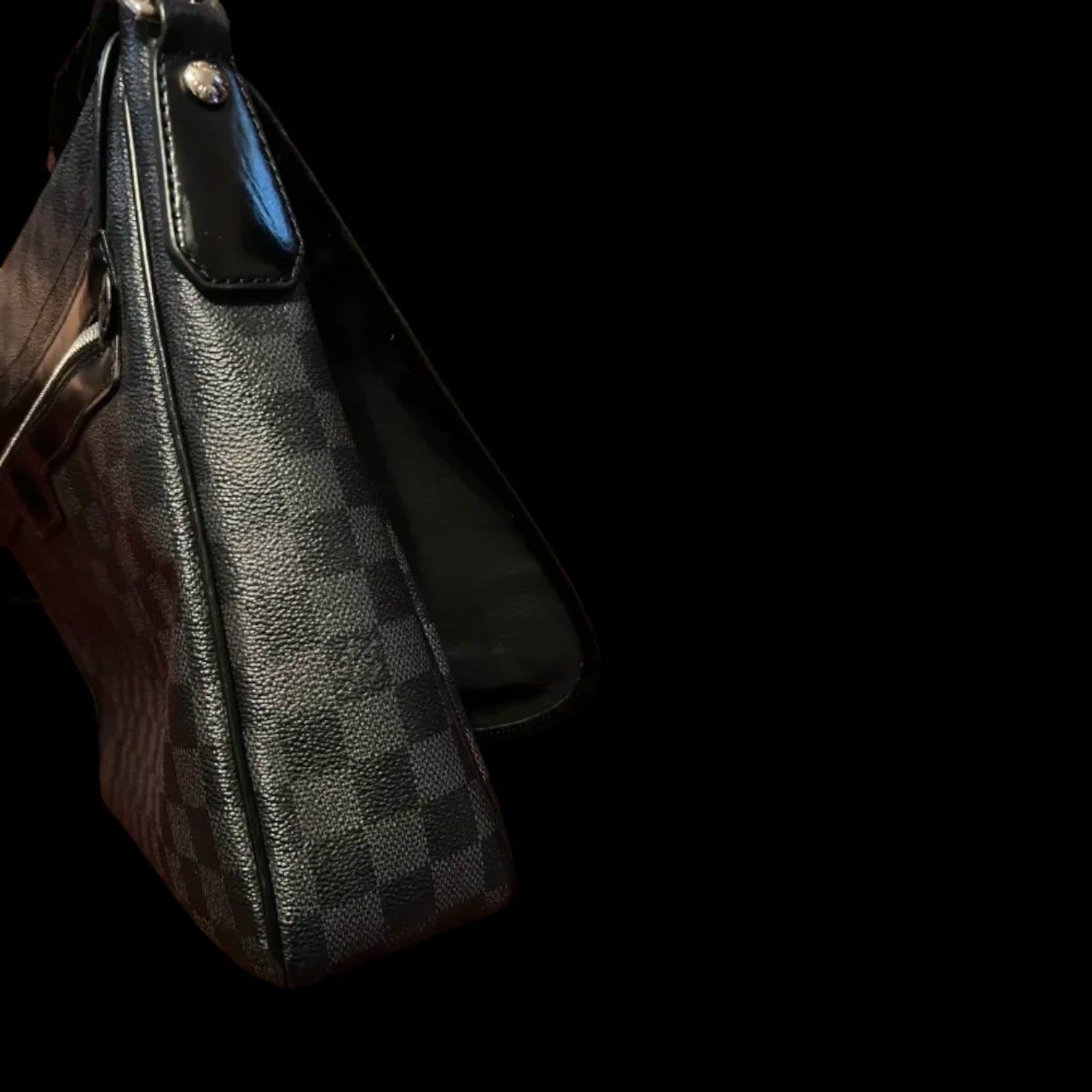 Louis Vuitton Louis Vuitton Damier Graphite Messenger Bag grey bag Size ONE SIZE - 3 Thumbnail