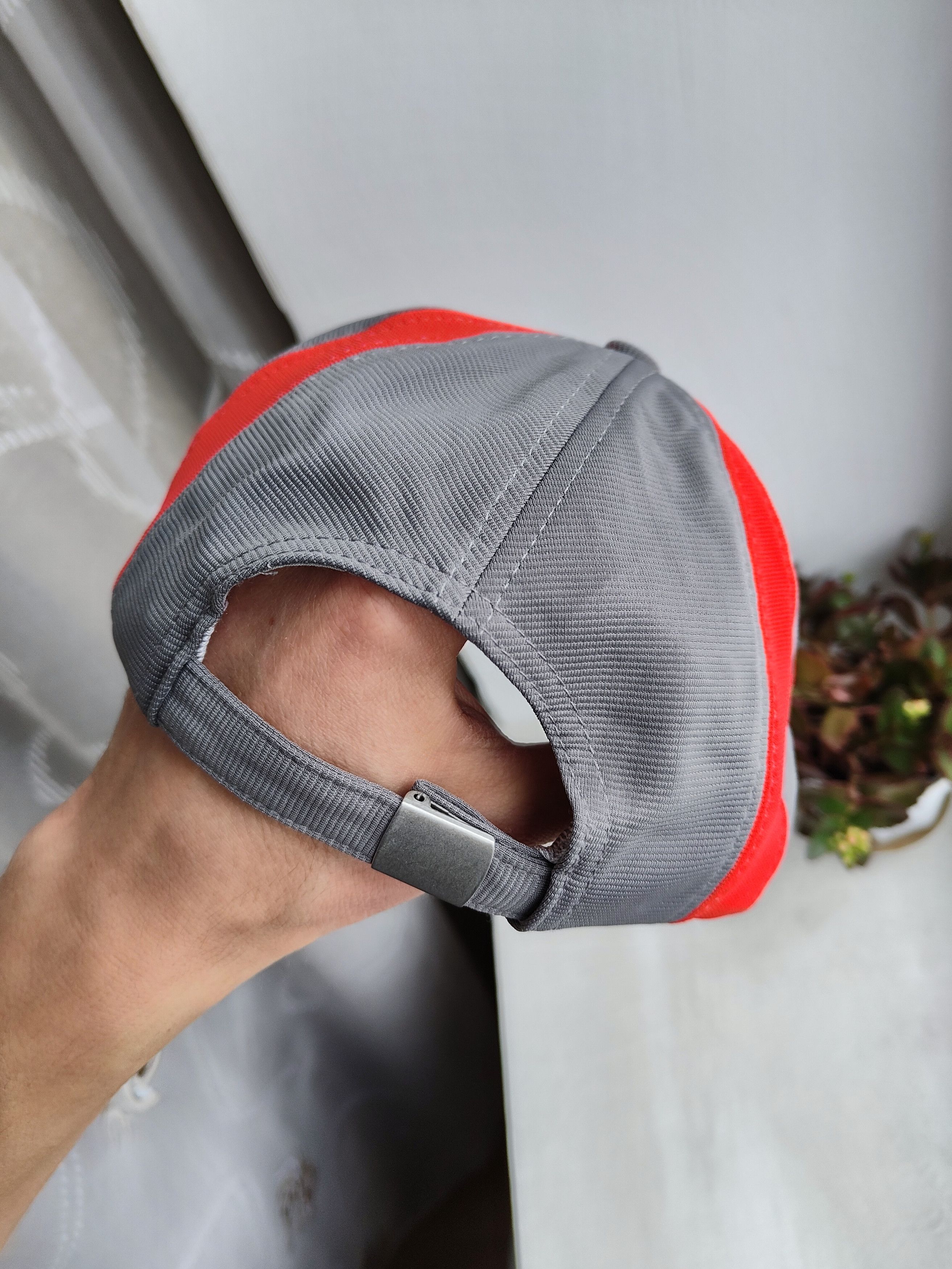 Formula 1 Vodafone McLaren Mercedes MP4-27 F1 Racing Formula 1 Cap Size ONE SIZE - 9 Thumbnail