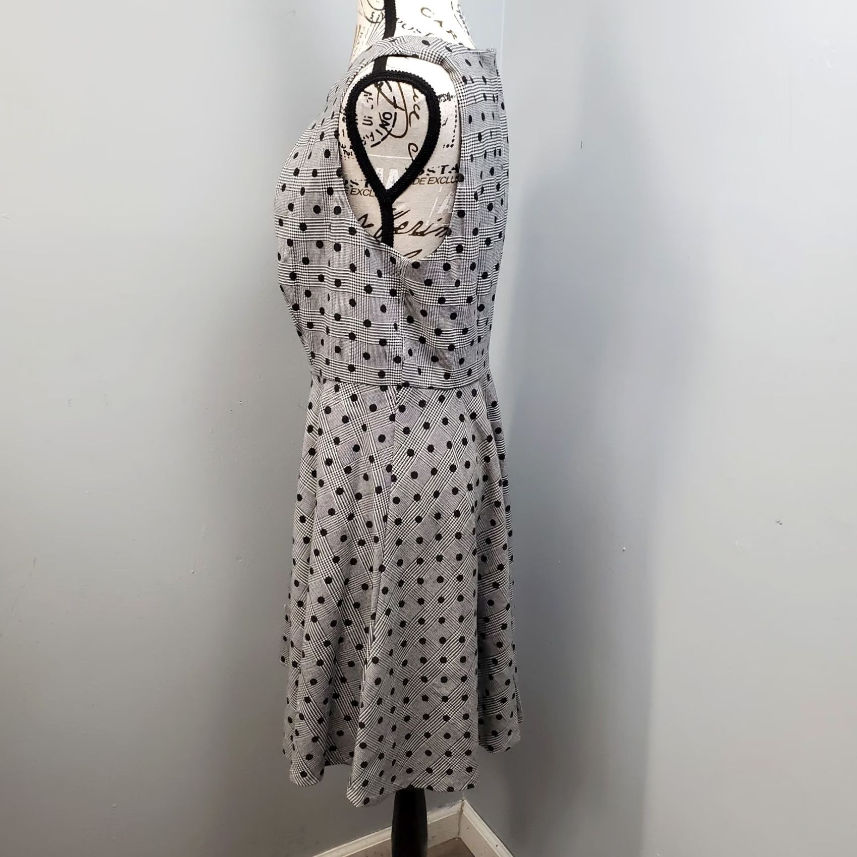 Vintage Elle Brand Fit & Flare Dress Womens Size 12 Black White Glen Plaid Polka Dot Back Zip Midi Sleeveless Spring Summer Casual Womens Size XL / US 12-14 / IT 48-50 - 5 Thumbnail