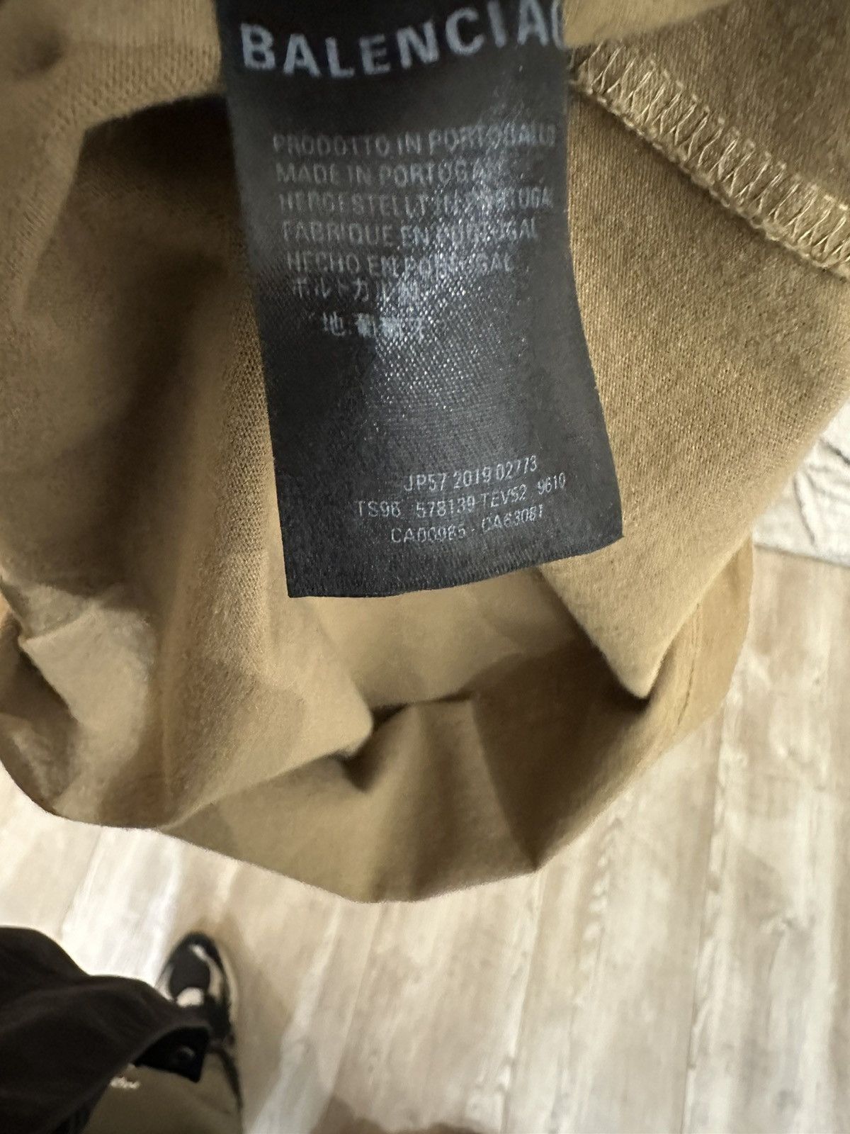 Balenciaga Balenciaga T-shirt Size US S / EU 44-46 / 1 - 7 Thumbnail