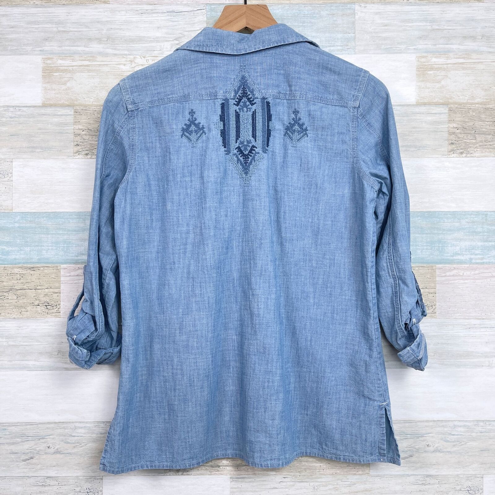 Lauren Ralph Lauren LRL Ralph Lauren Southwestern Embroidered Chambray Shirt Size XS / US 0-2 / IT 36-38 - 5 Thumbnail