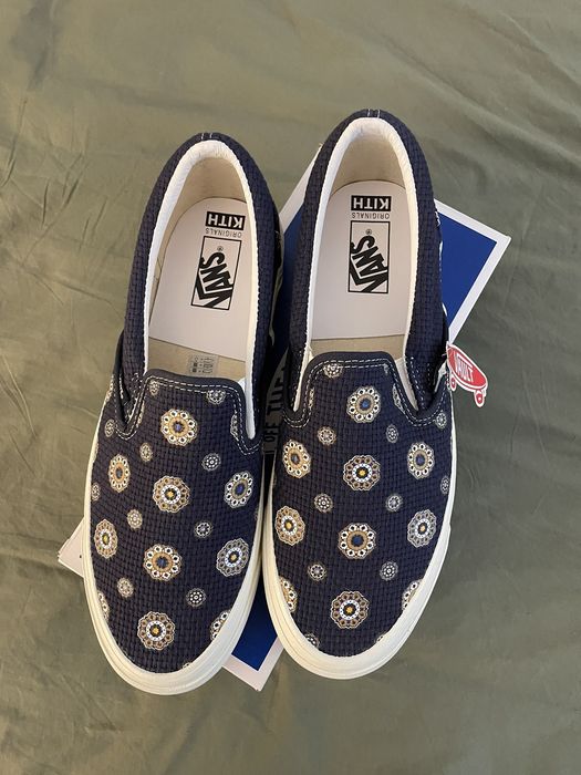 Vans Kith x Vans OG Classic Slip-On LX “Medallion” | Grailed