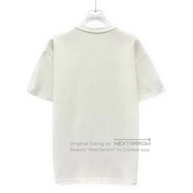 Louis Vuitton Louis Vuitton 24 white pocket logo dark cotton crew neck s Size US M / EU 48-50 / 2 - 2 Thumbnail