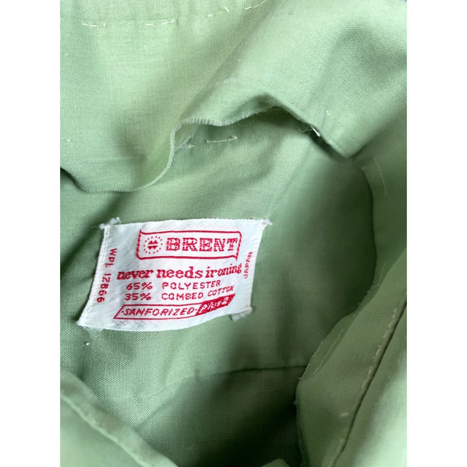Vintage VINTAGE Brent 70s Lightweight Button-Up Shirt Adult XL Sage Green Polyester-Cotton Blend Casual Japan Tag Mens Size US XL / EU 56 / 4 - 3 Thumbnail