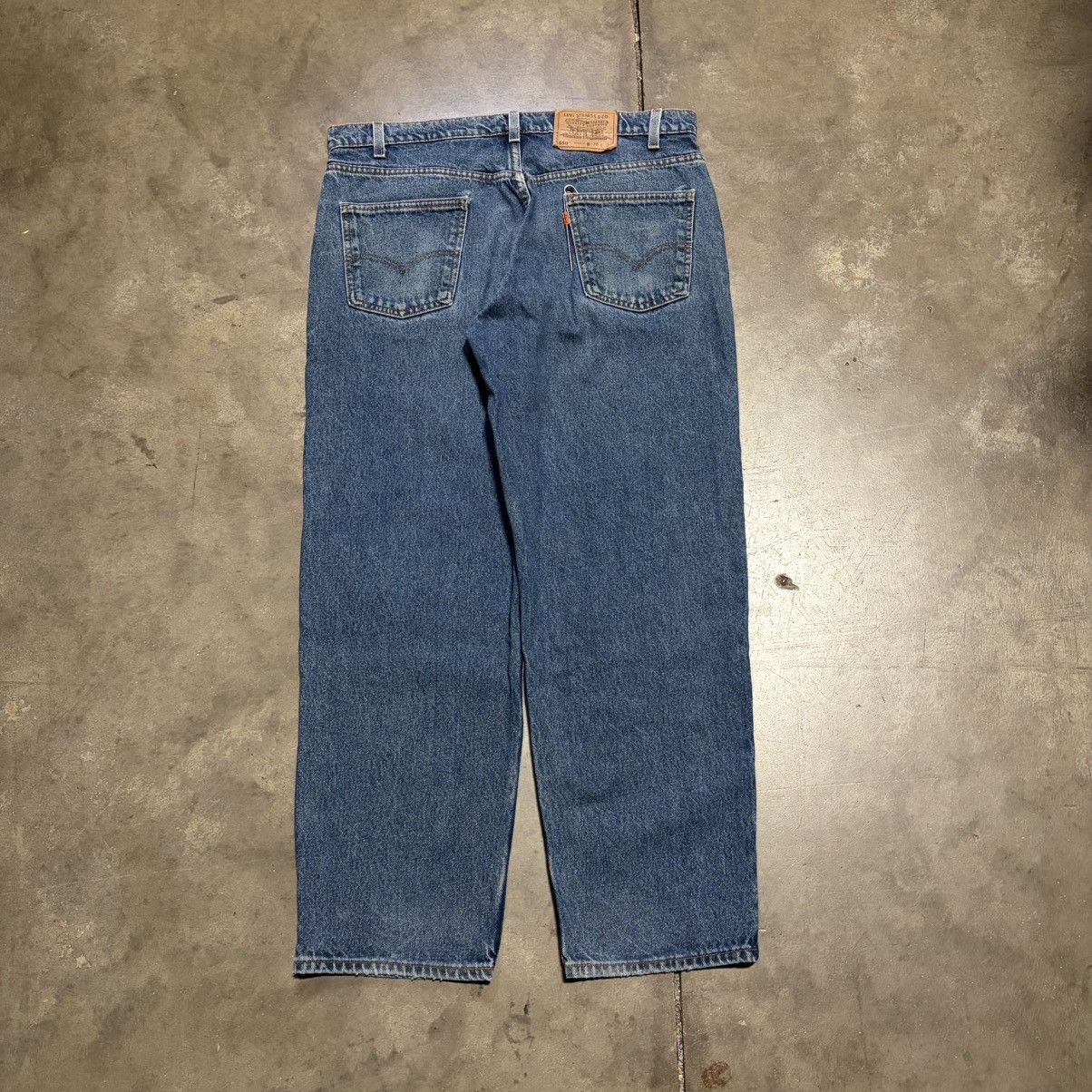 Levi's Vintage Levis 550 Orange Tab Jeans Relaxed Fit Denim 90s USA Size US 38 / EU 54 - 9 Thumbnail